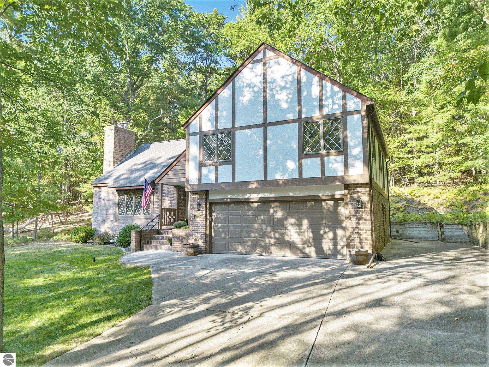 3706 Holiday Village Road