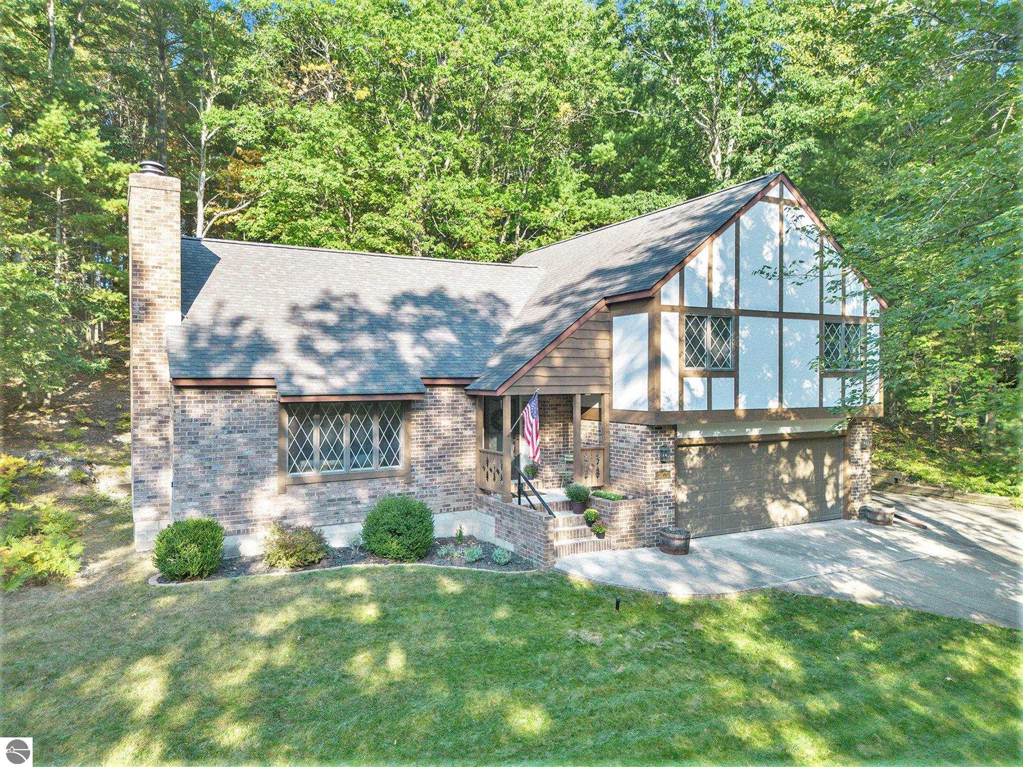 3706 Holiday Village Road