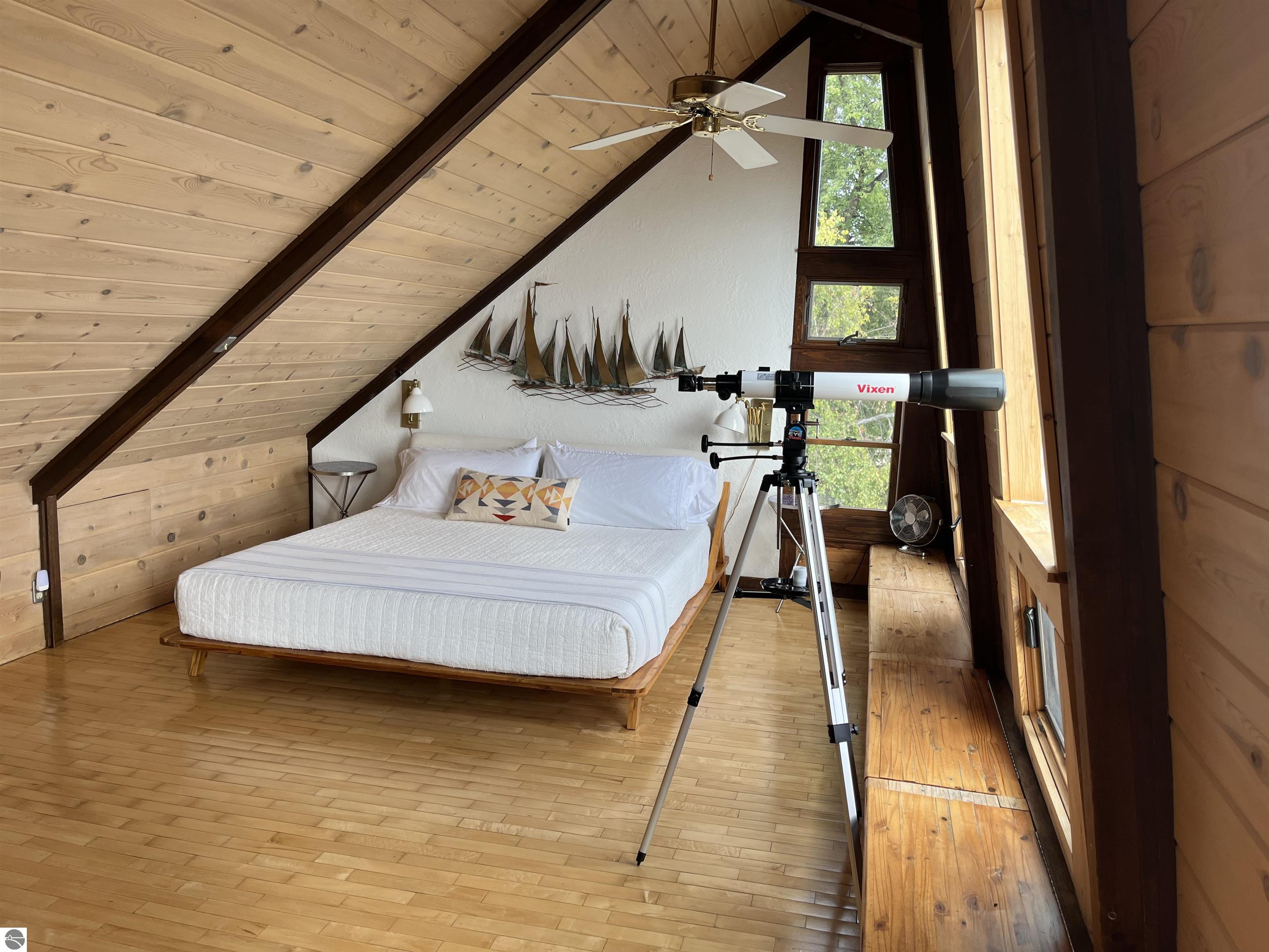 5553 S West Bay Shore Drive