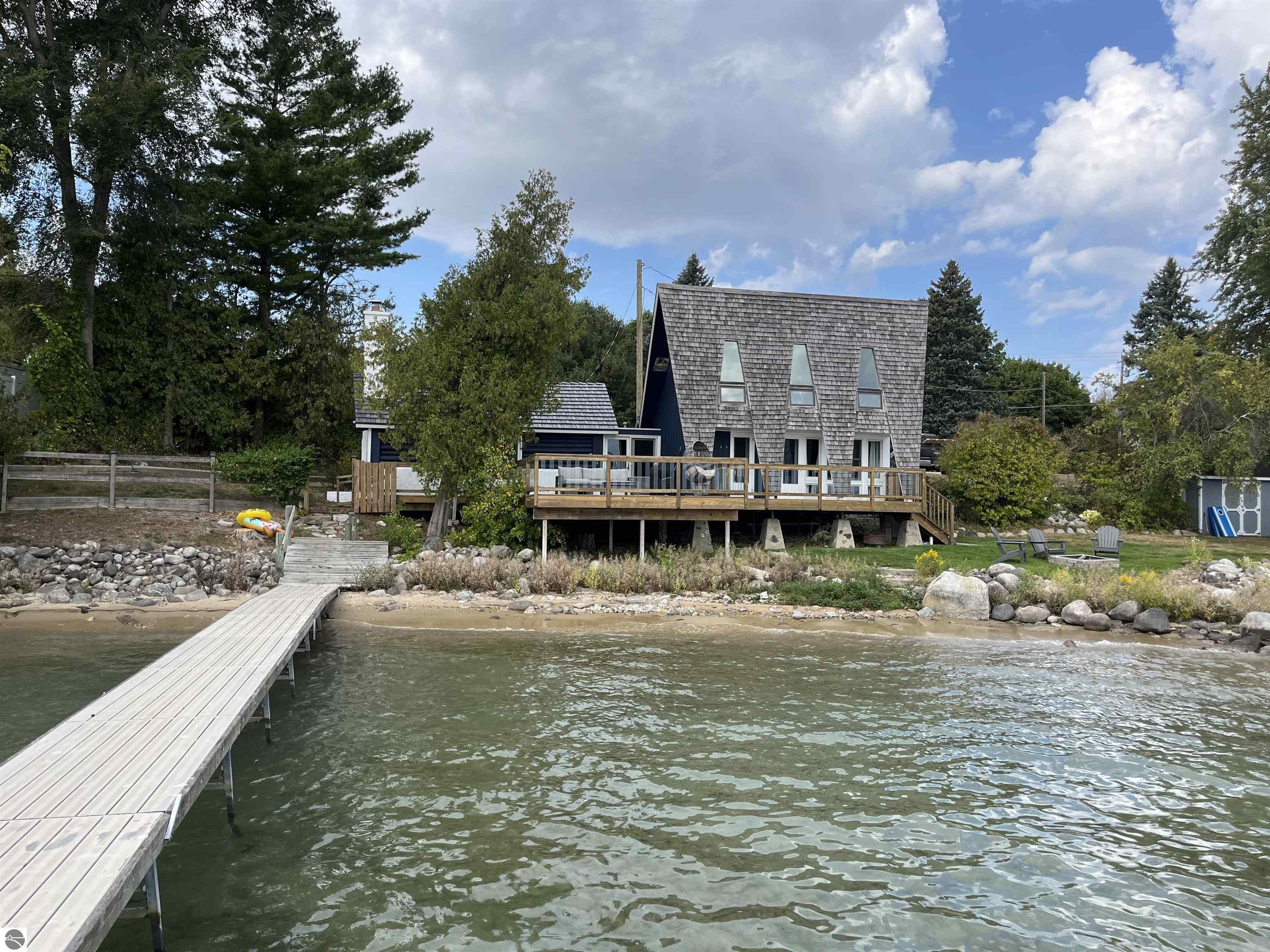 5553 S West Bay Shore Drive