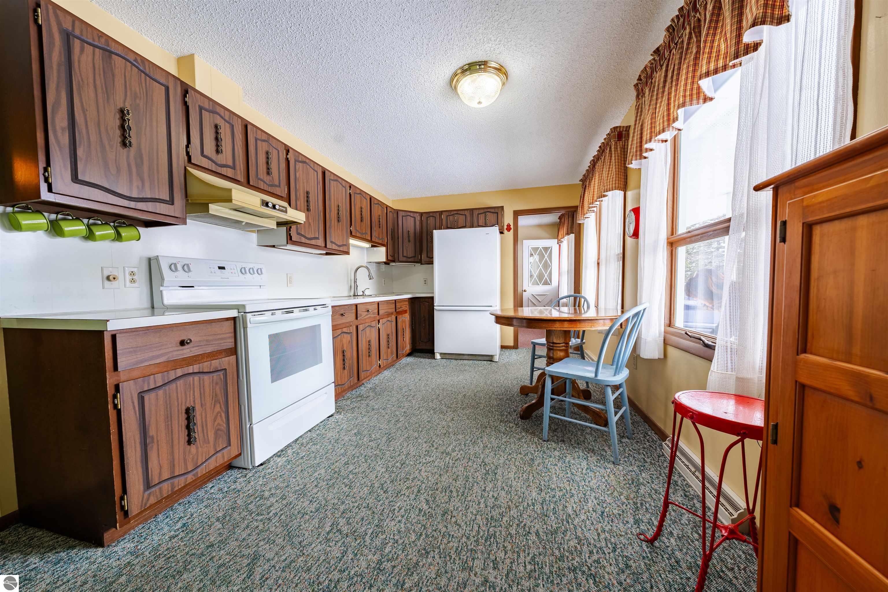 7800 S Lake Shore Drive