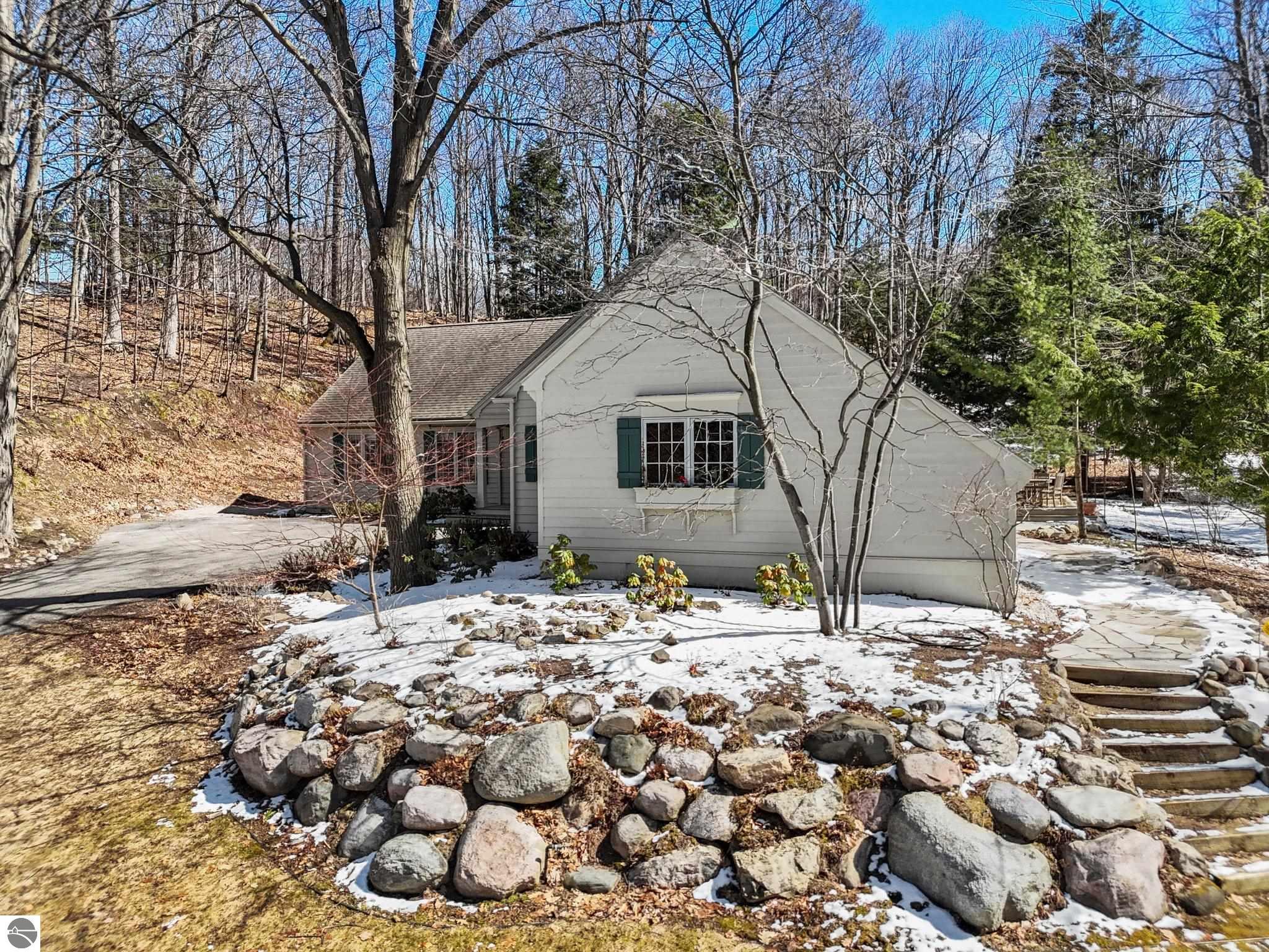 10996 Trillium Court