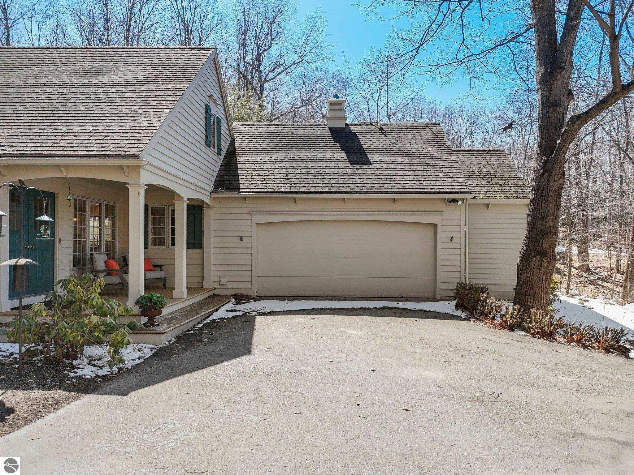 10996 Trillium Court