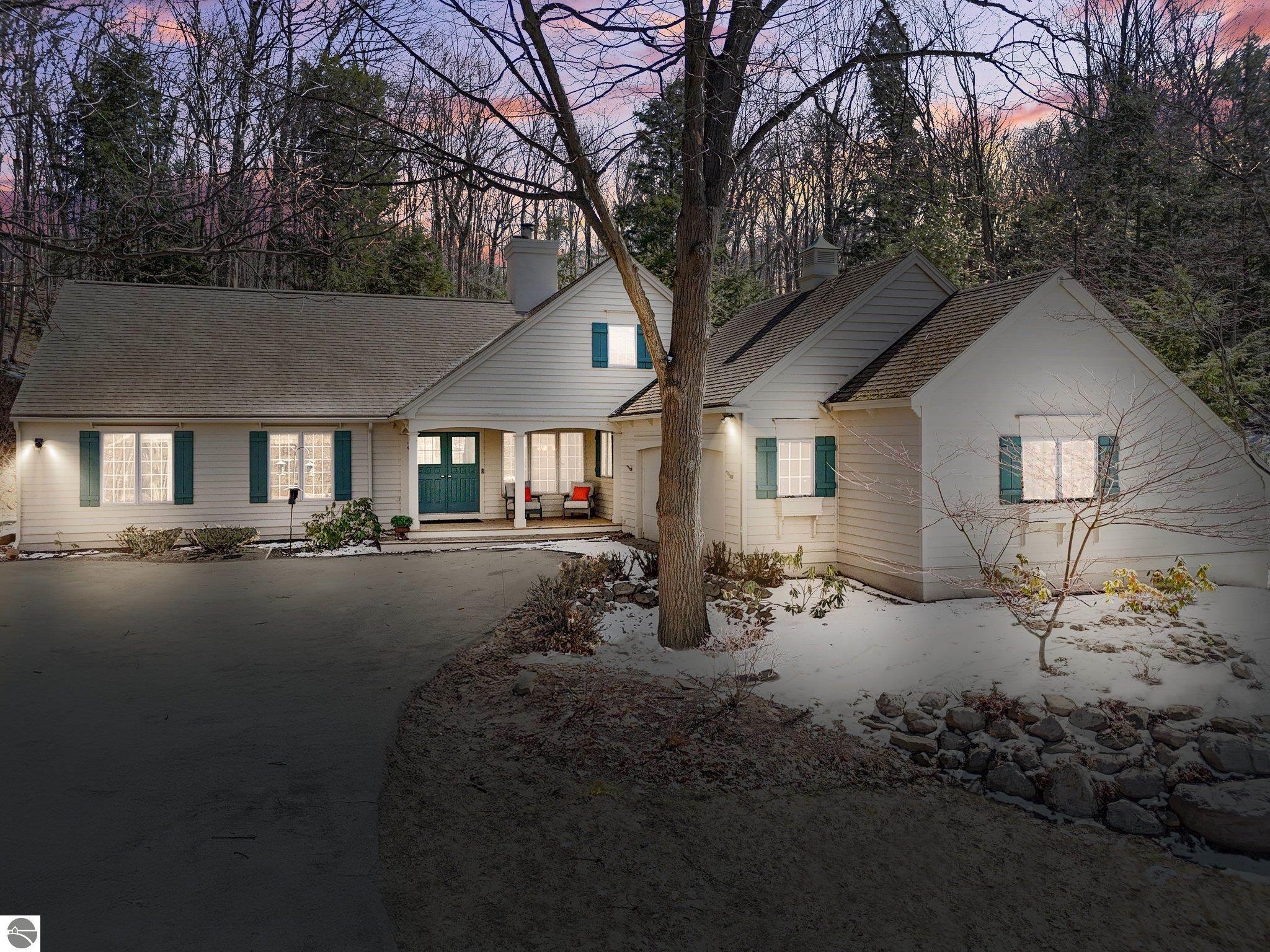 10996 Trillium Court