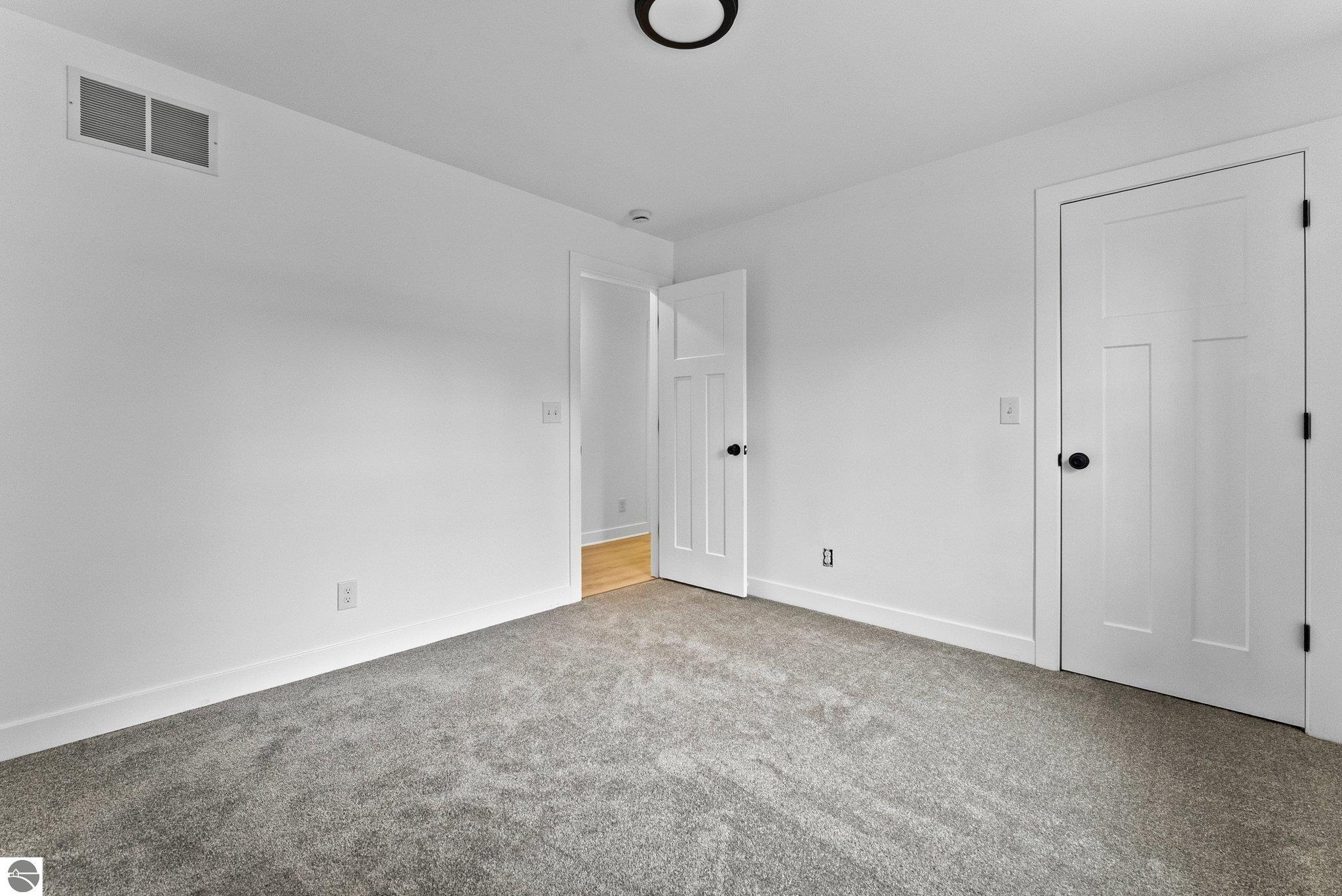 305 S Fifth Street