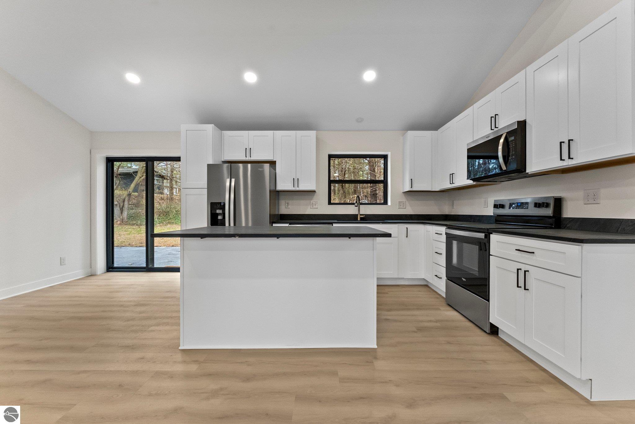 305 S Fifth Street