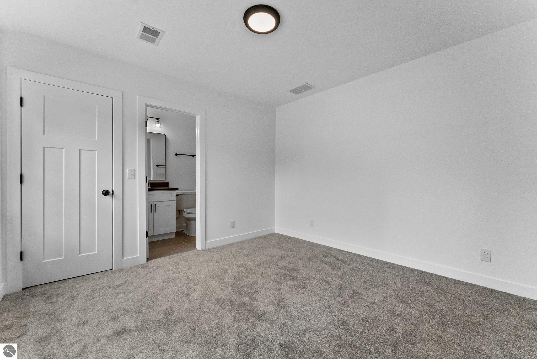 305 S Fifth Street