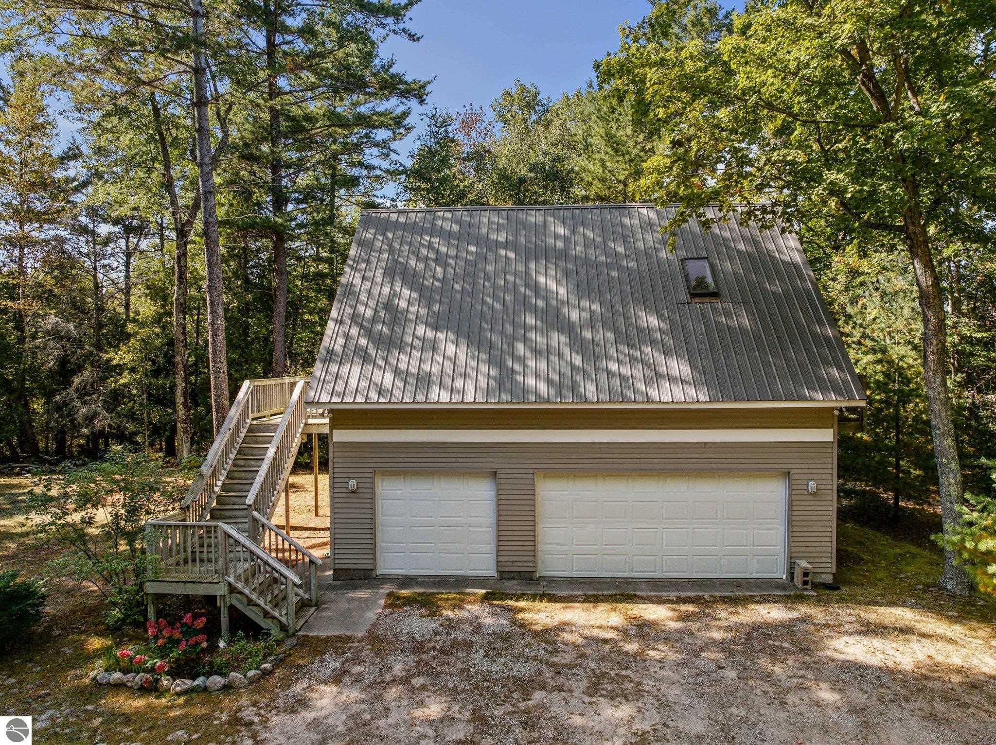 11880 N Seven Pines Road