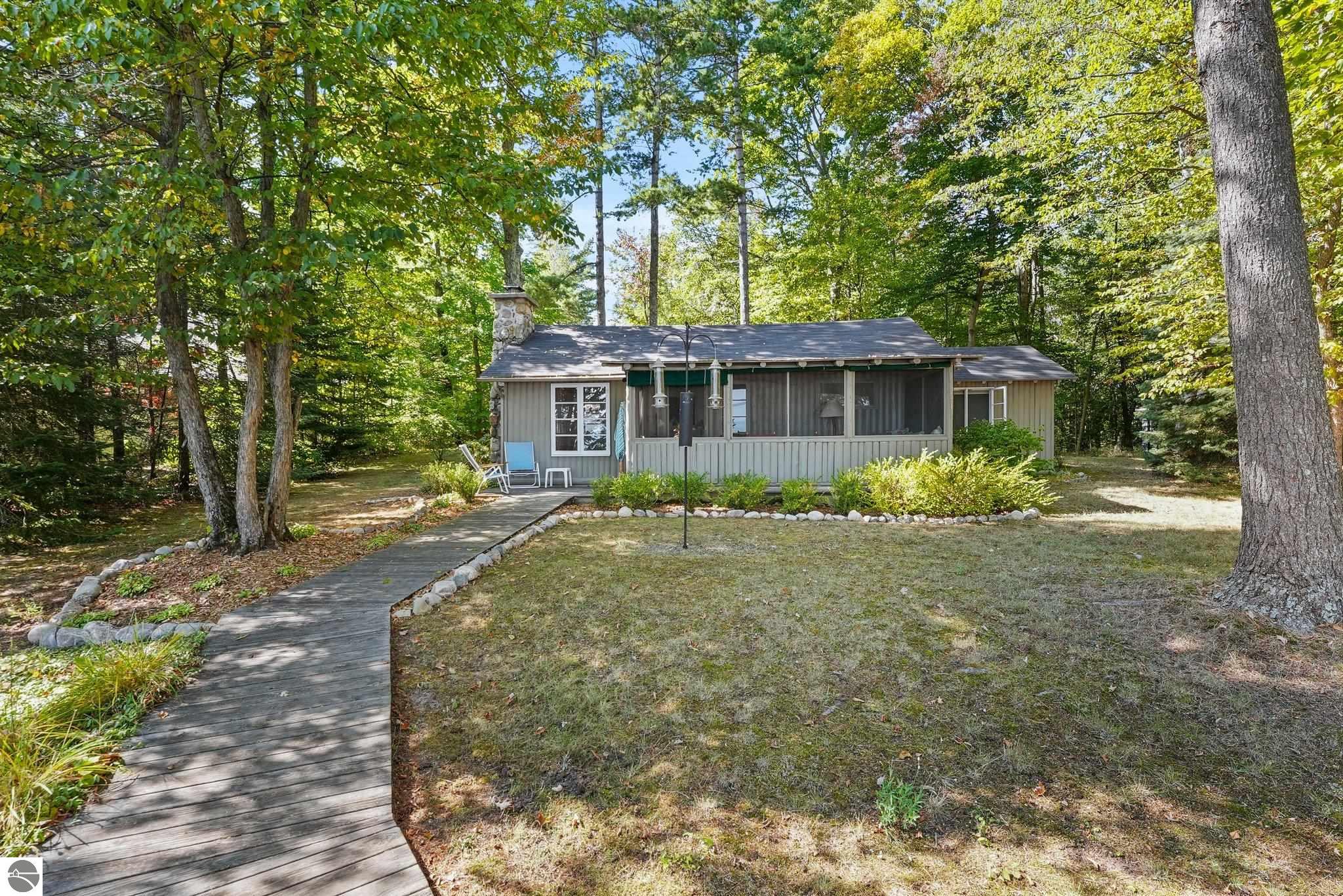 11880 N Seven Pines Road