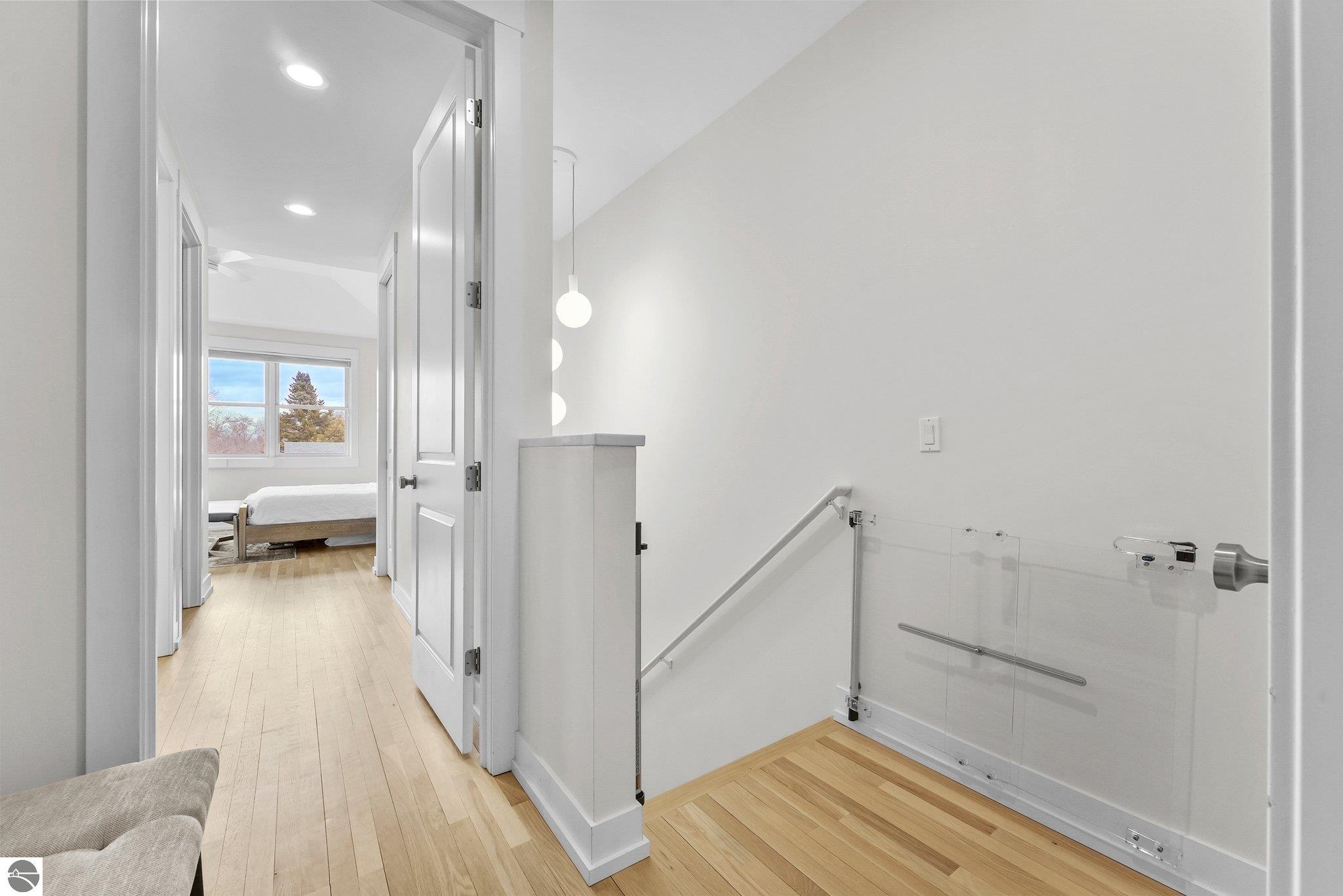 204 Boardman