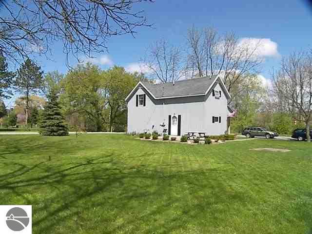 8941 E Summer Street