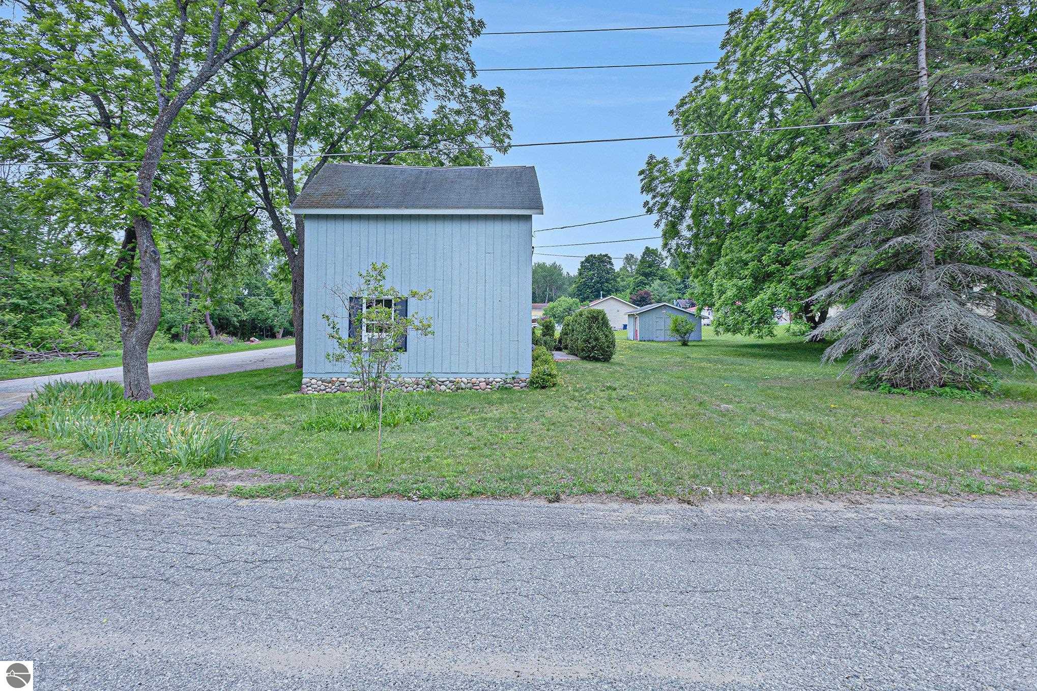 8941 E Summer Street