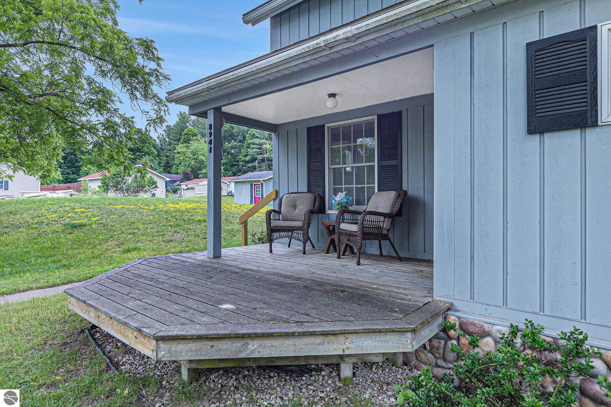 8941 E Summer Street