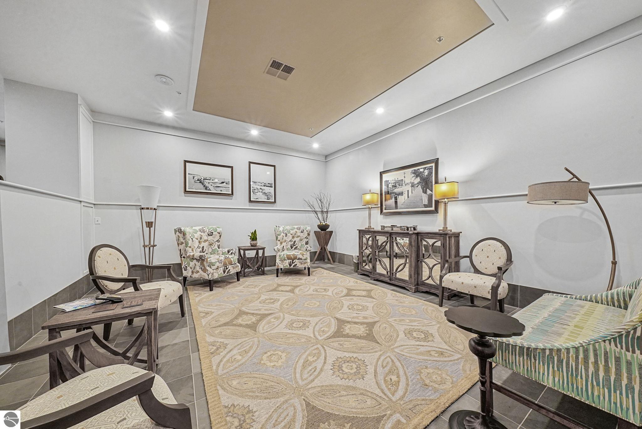 215 Washington Street Suite 3C