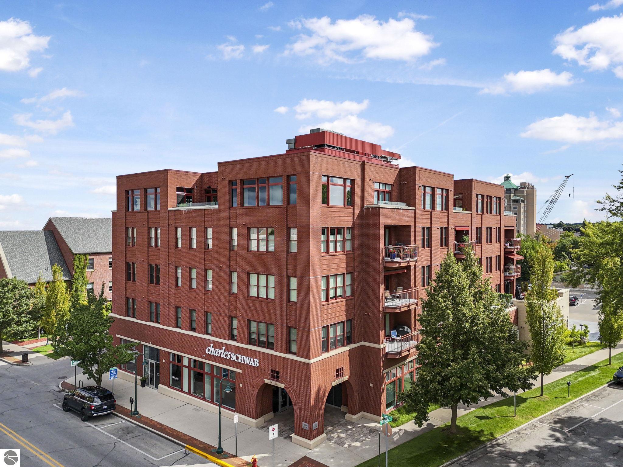 215 Washington Street Suite 3C