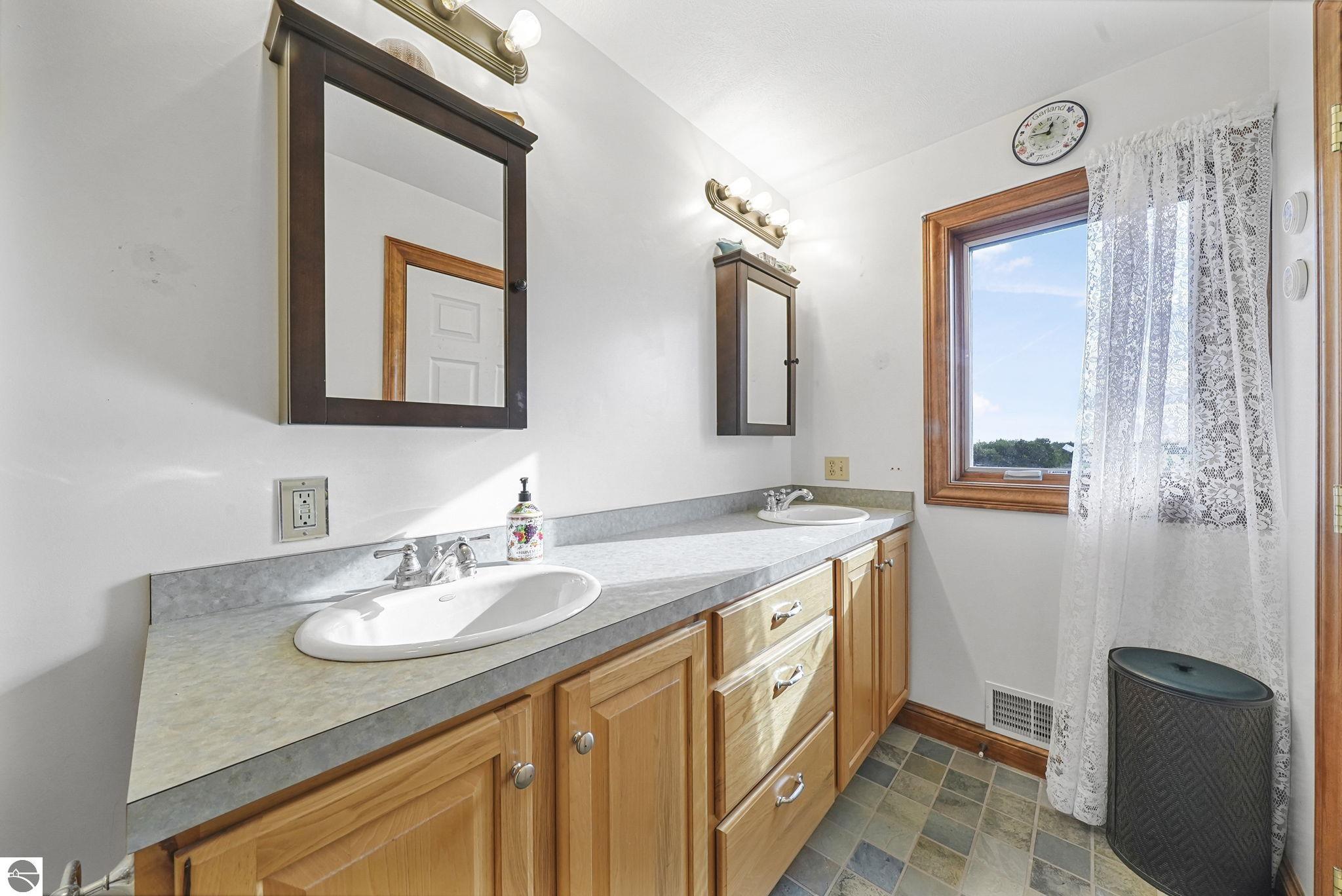 11125 Lee Mann Road
