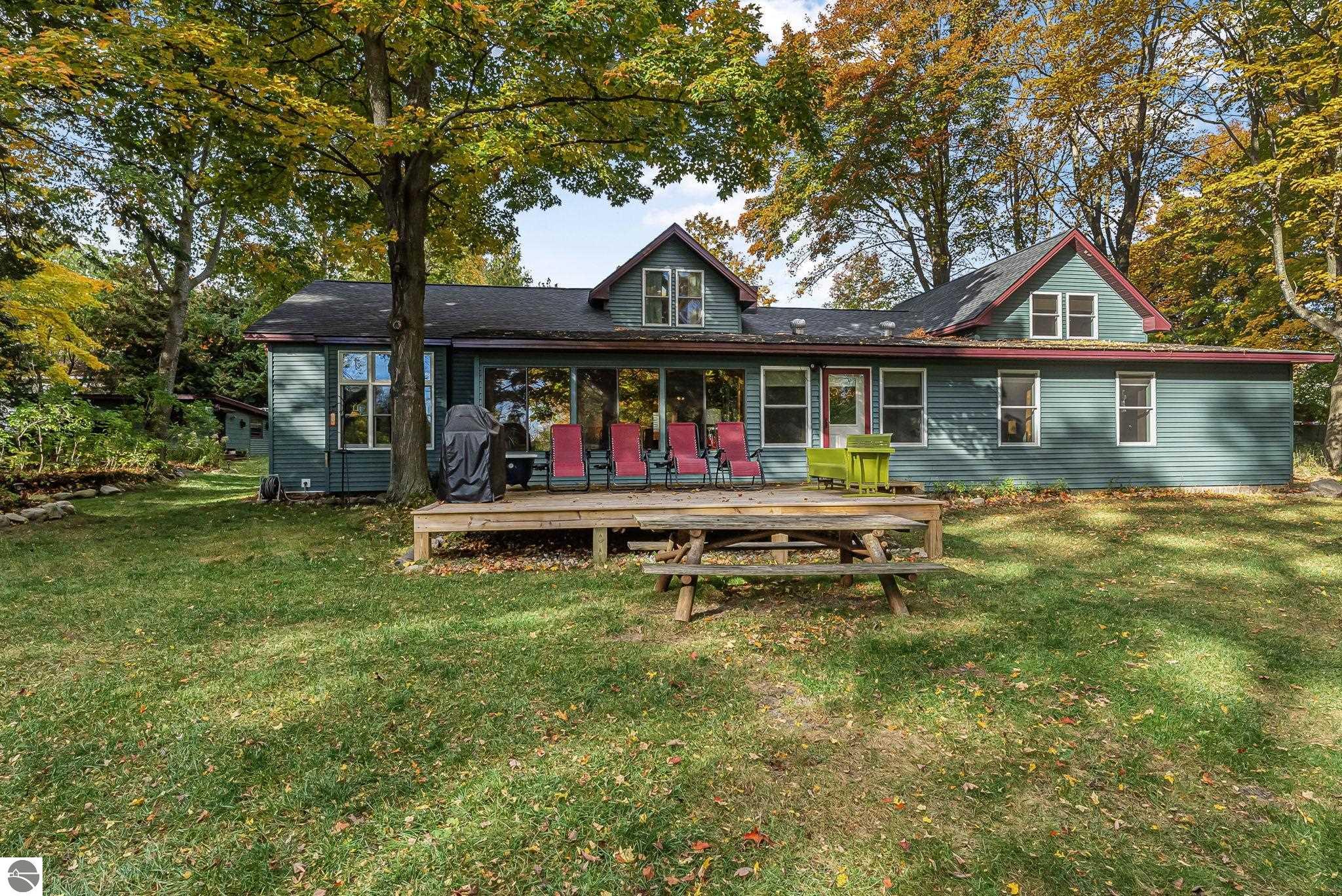 317 S Shabwasung Street, Northport