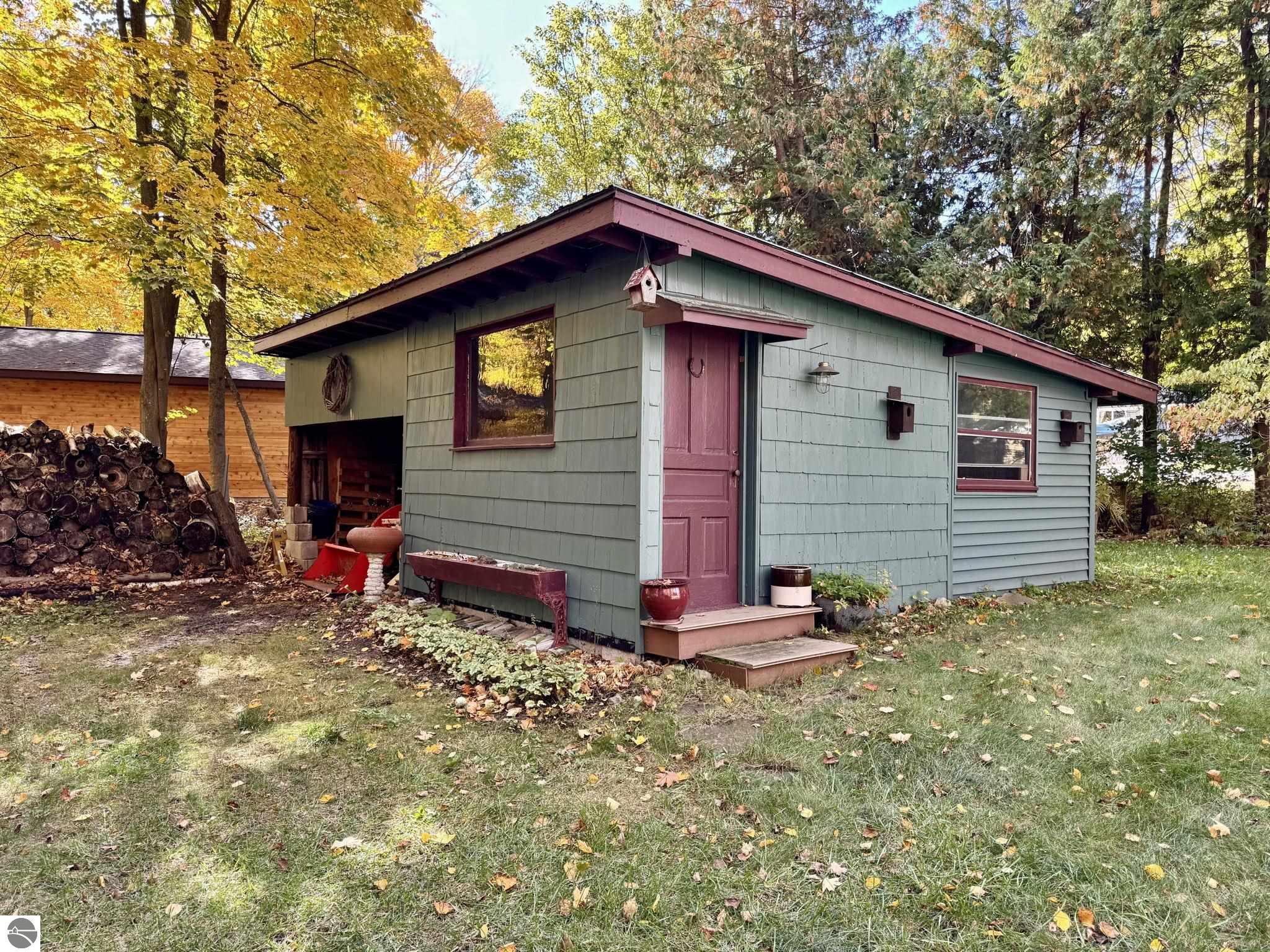 317 S Shabwasung Street, Northport