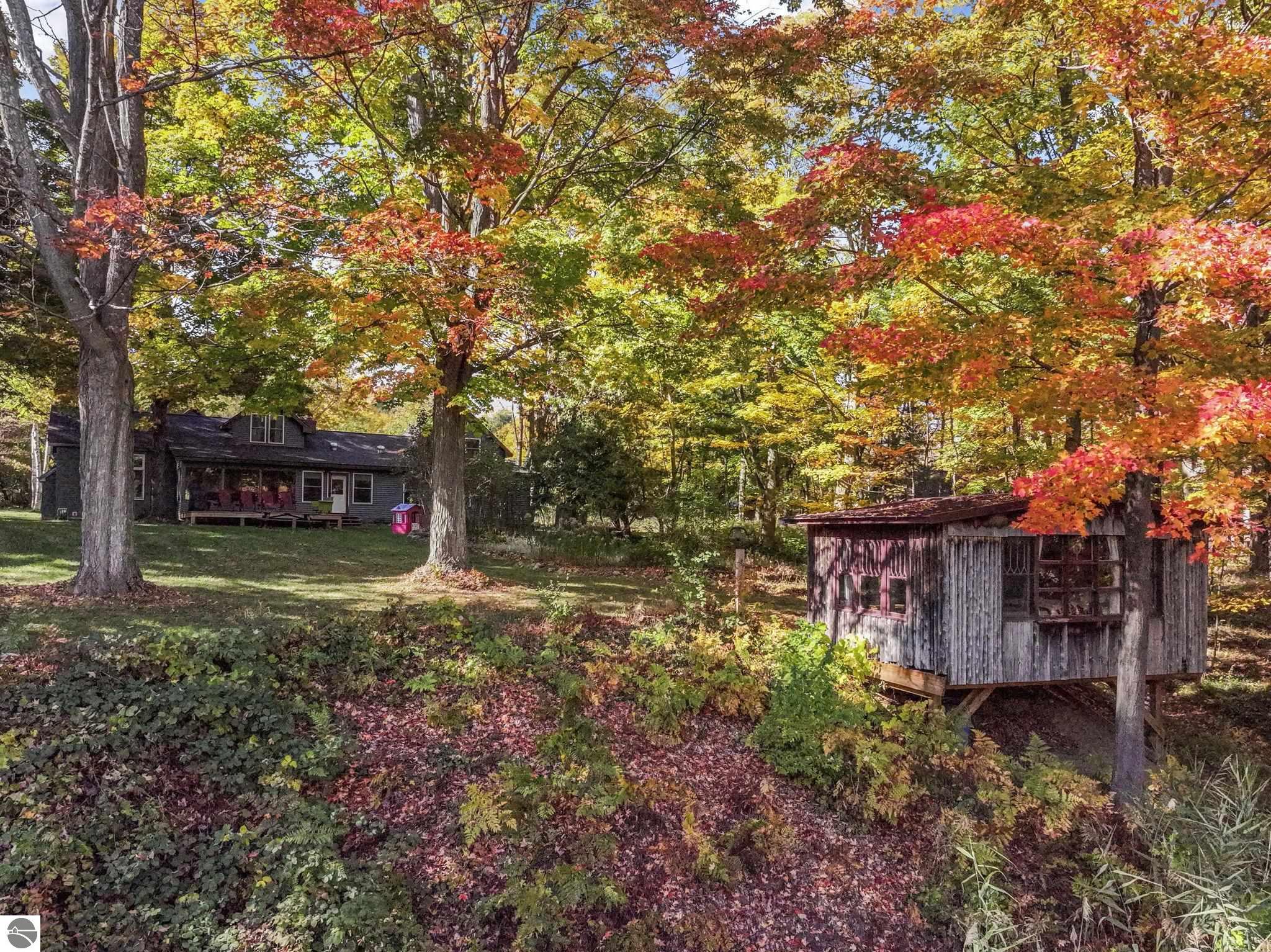 317 S Shabwasung Street, Northport