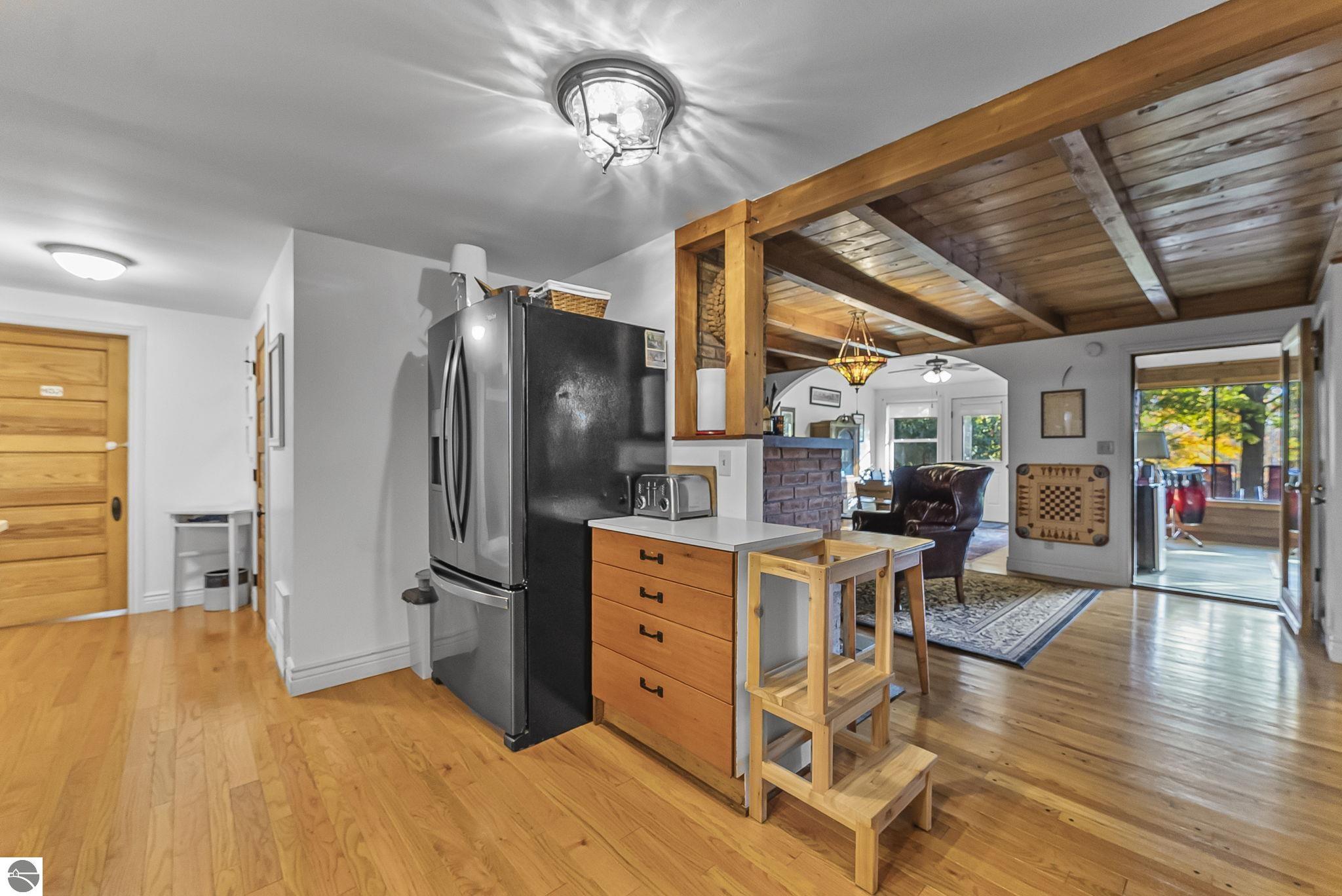 317 S Shabwasung Street, Northport