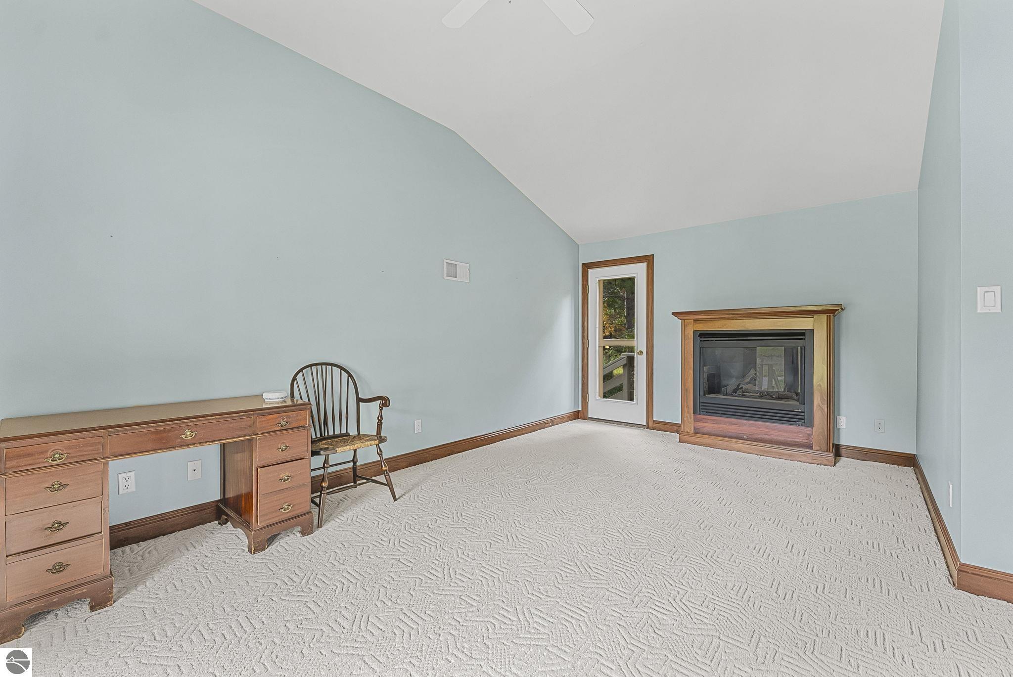 6211 N Manitou Trail, Northport