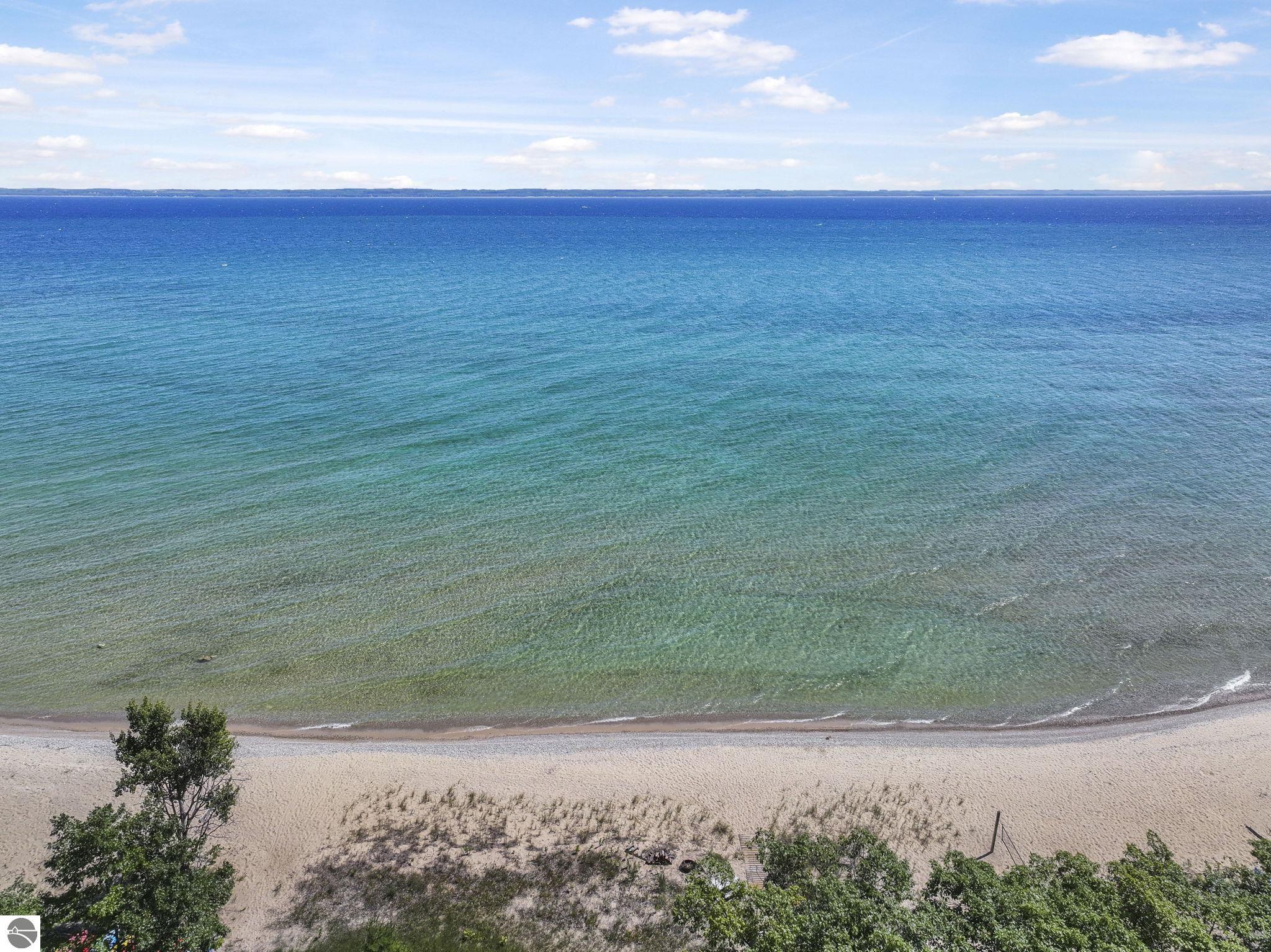 13631 N Forest Beach Shores