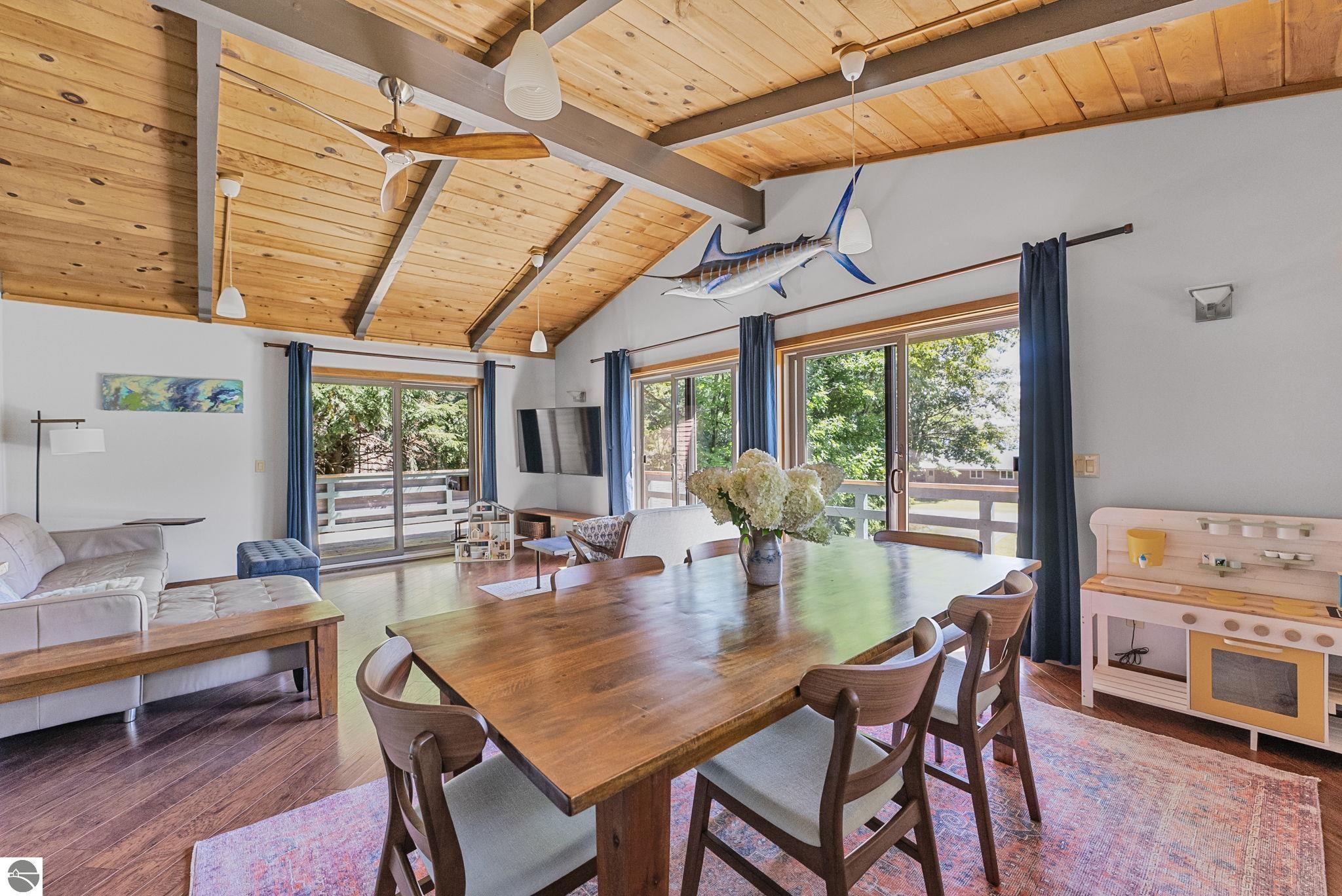 13631 N Forest Beach Shores