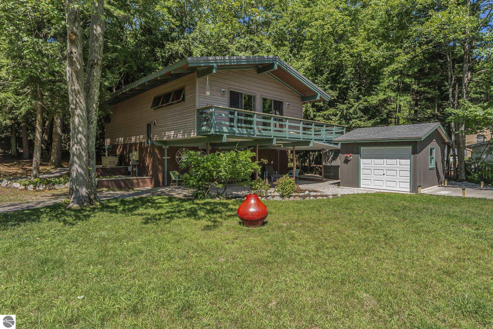 13631 N Forest Beach Shores