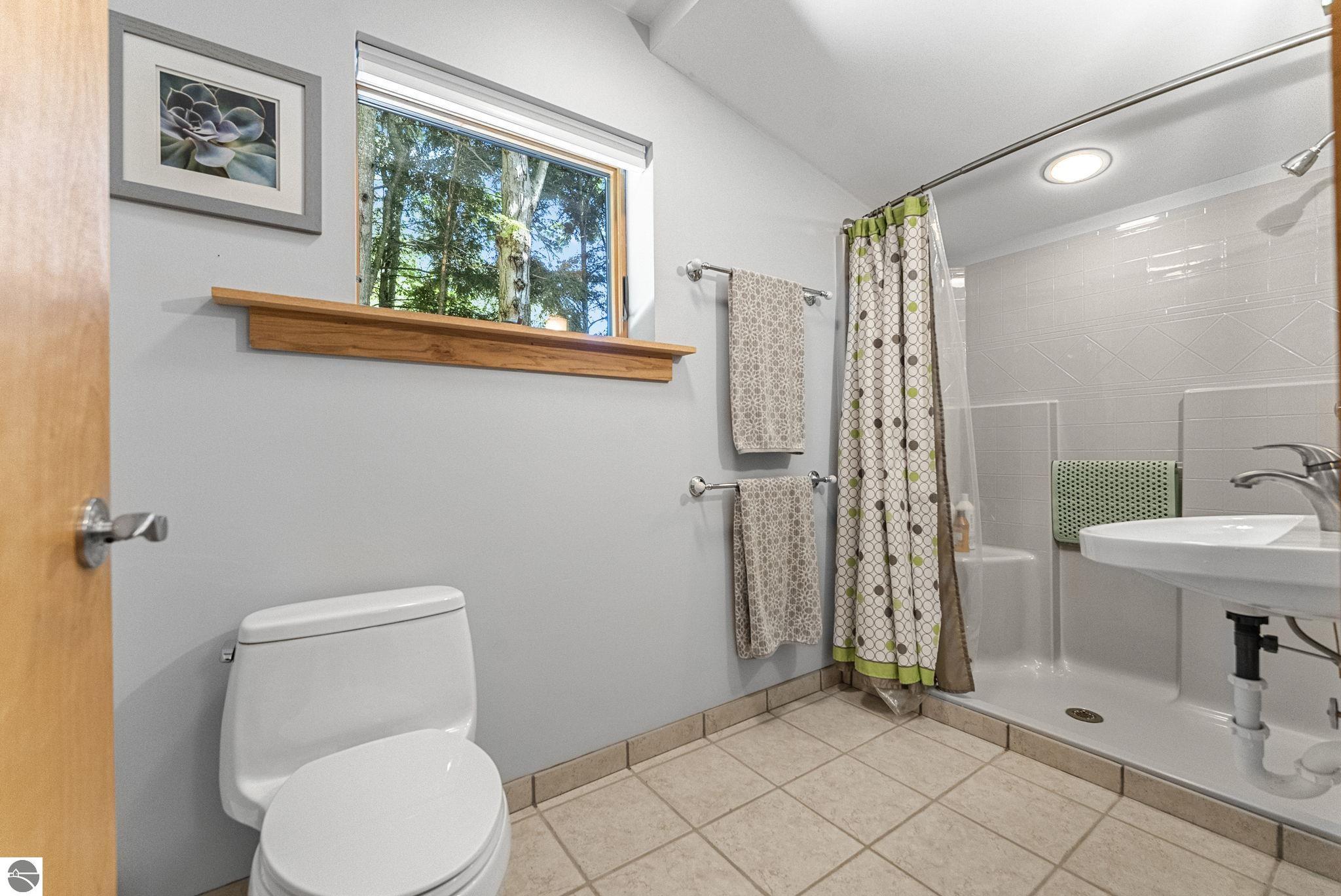 13631 N Forest Beach Shores