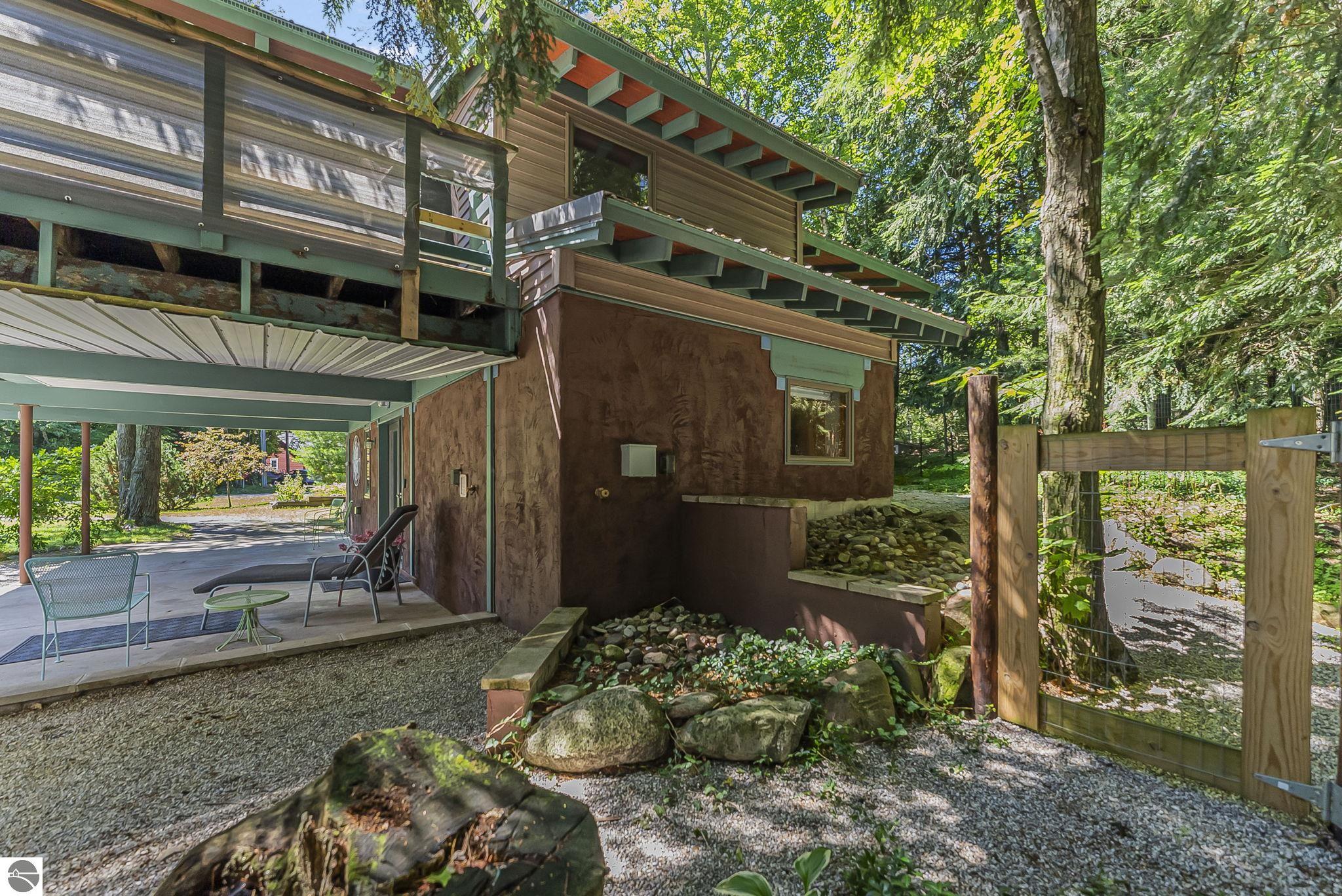 13631 N Forest Beach Shores