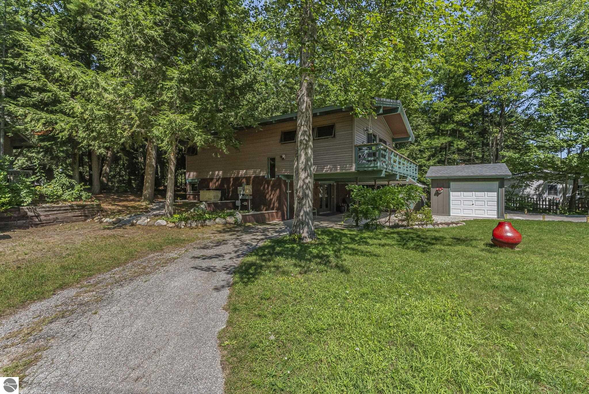 13631 N Forest Beach Shores