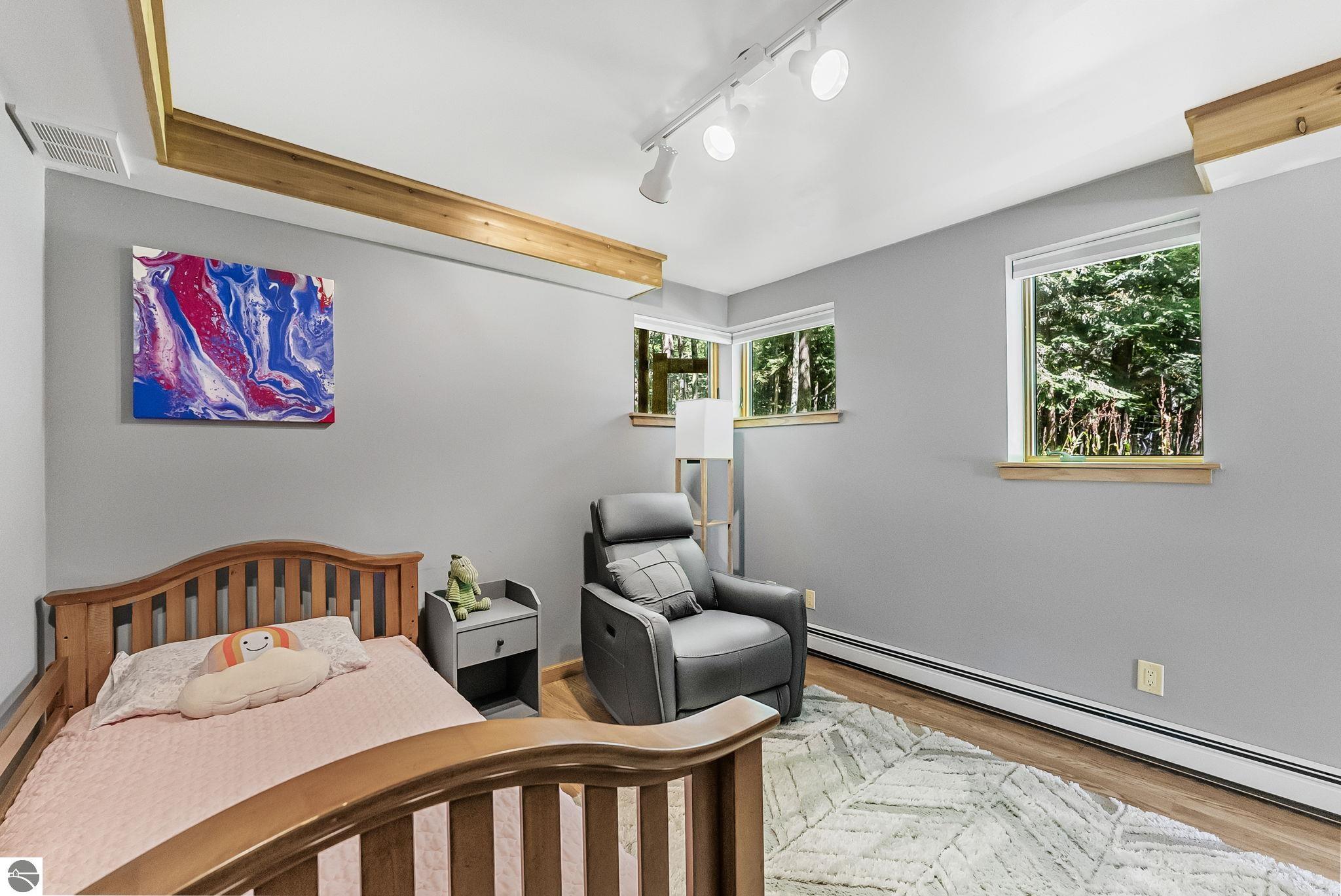 13631 N Forest Beach Shores