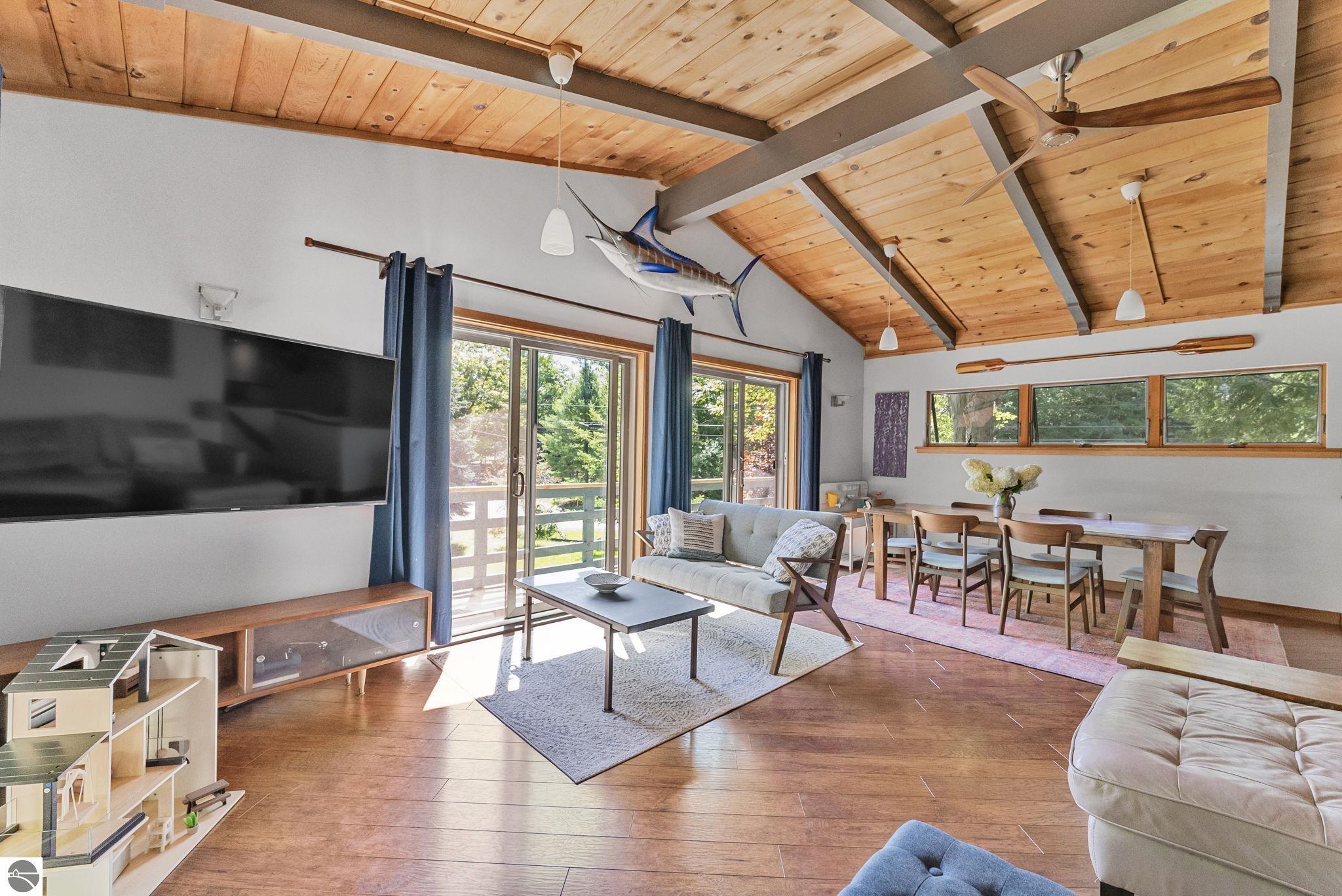 13631 N Forest Beach Shores