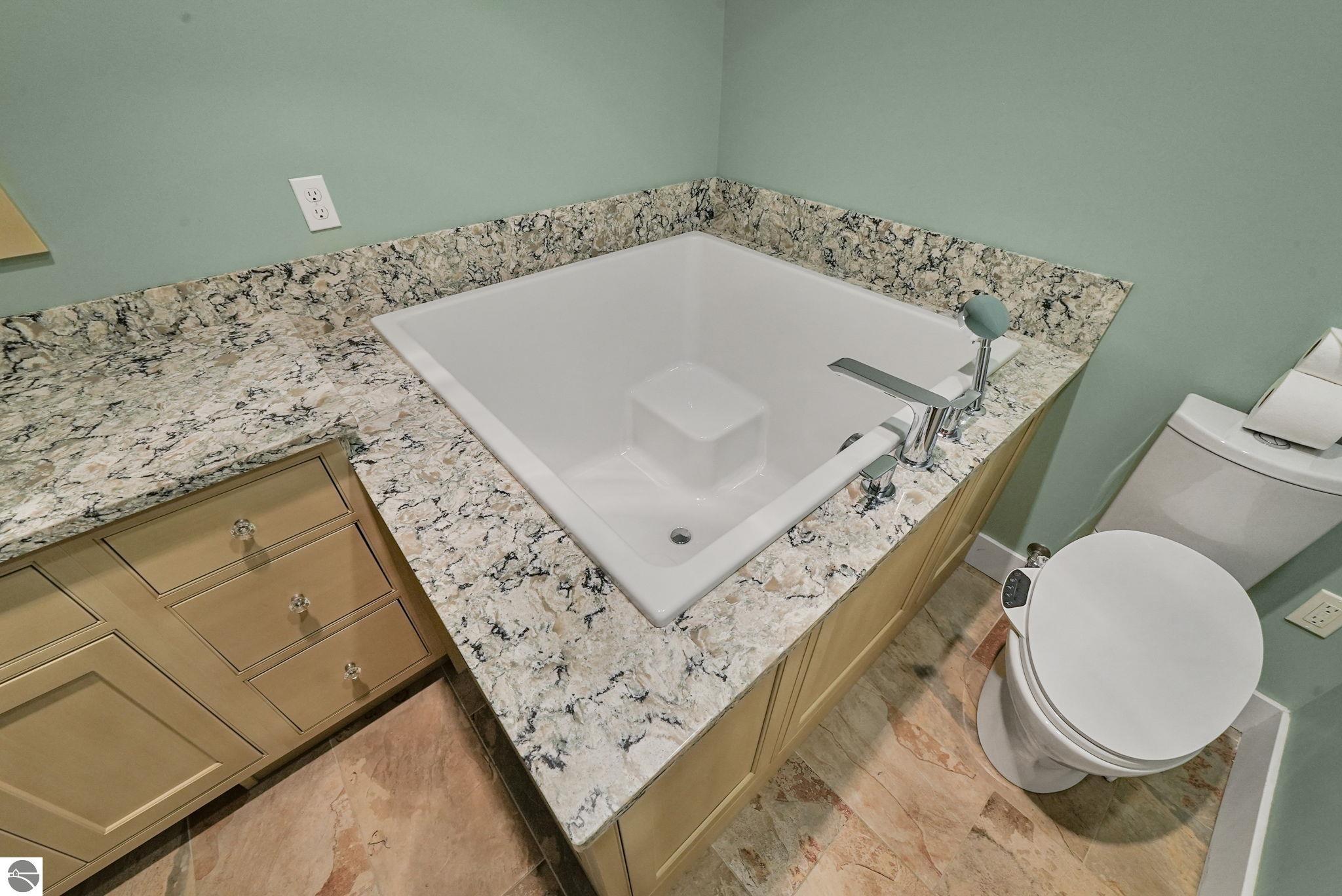 215 Washington Street Suite 3C