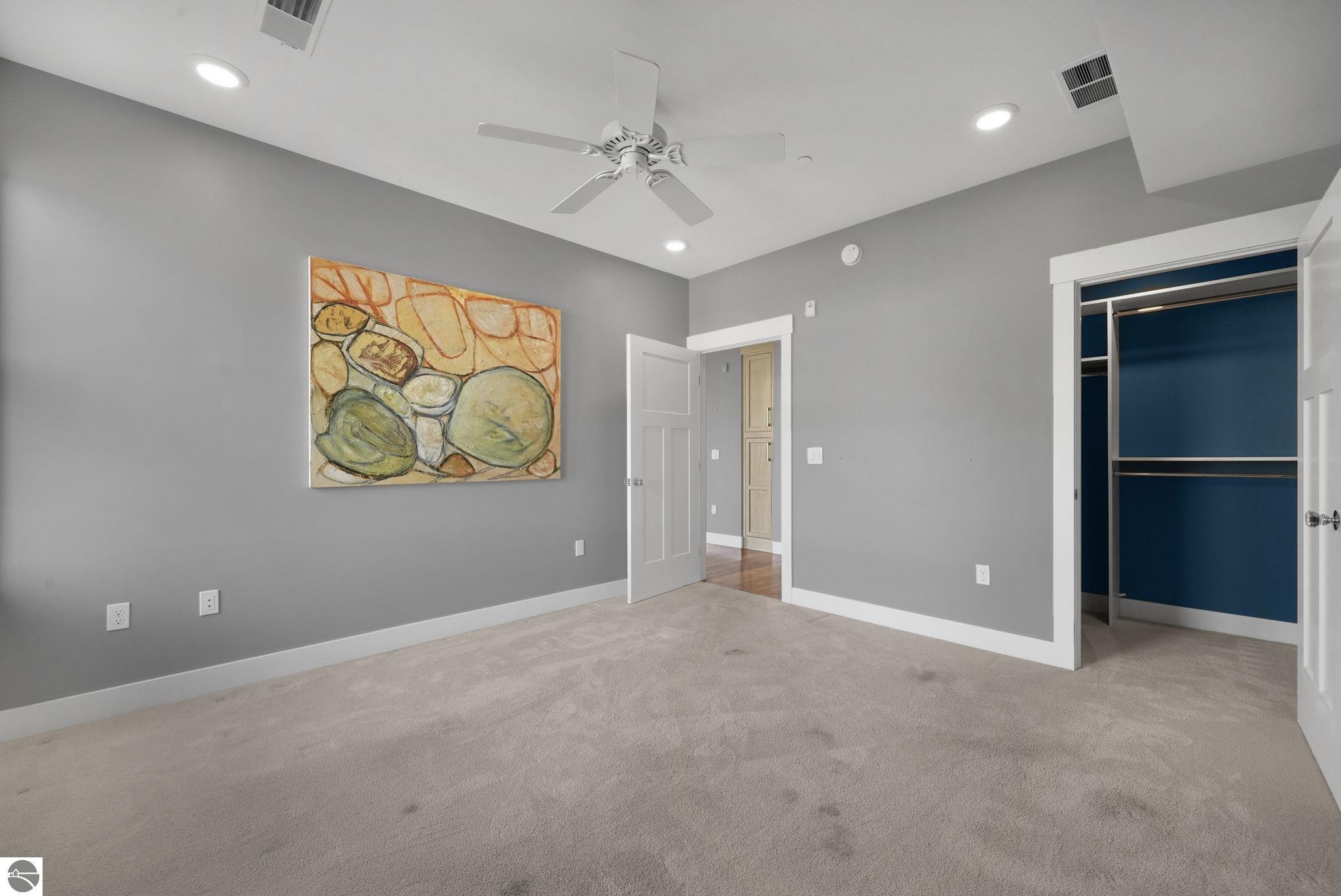 215 Washington Street Suite 3C