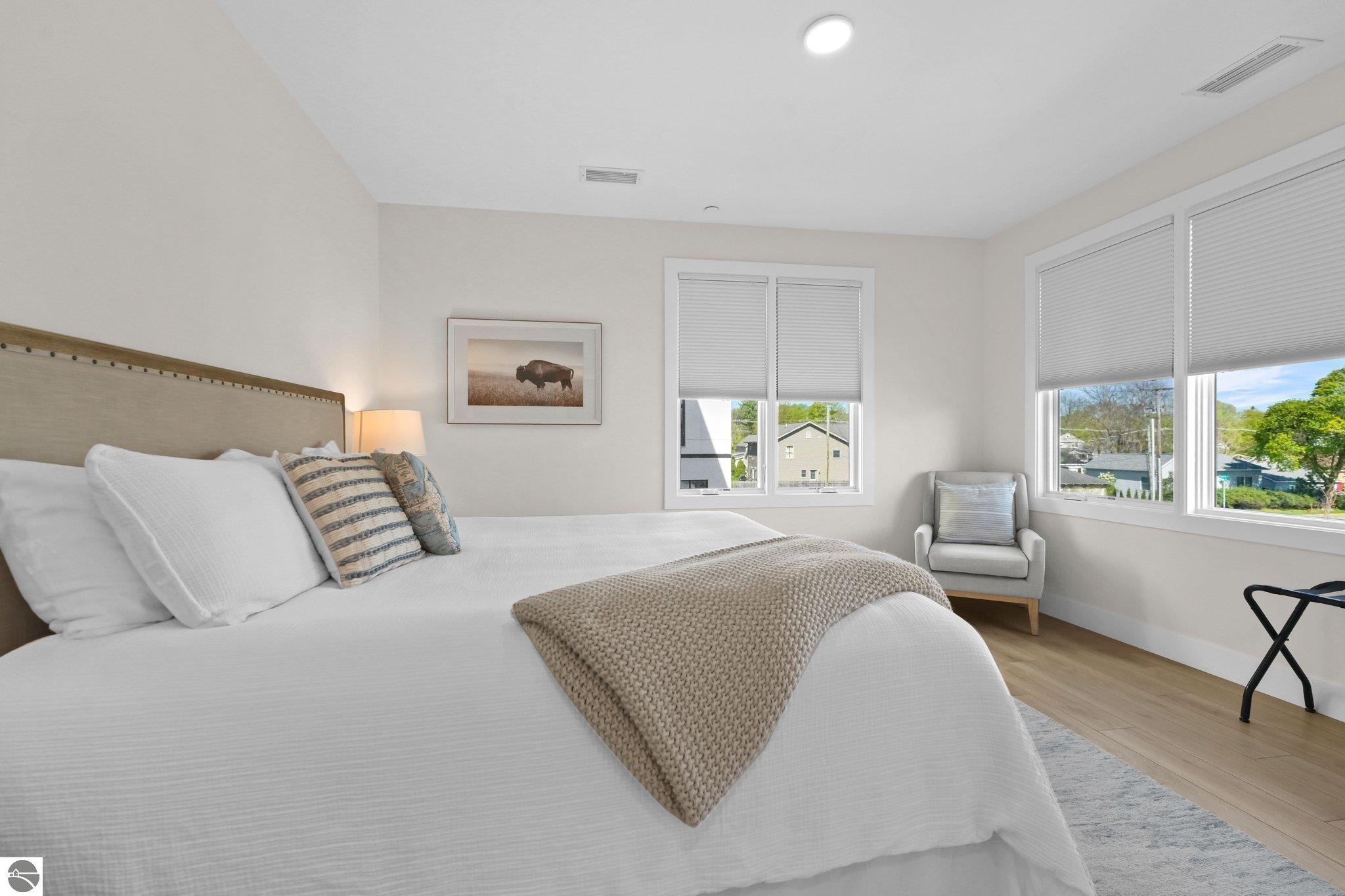 708 Randolph Street # 204