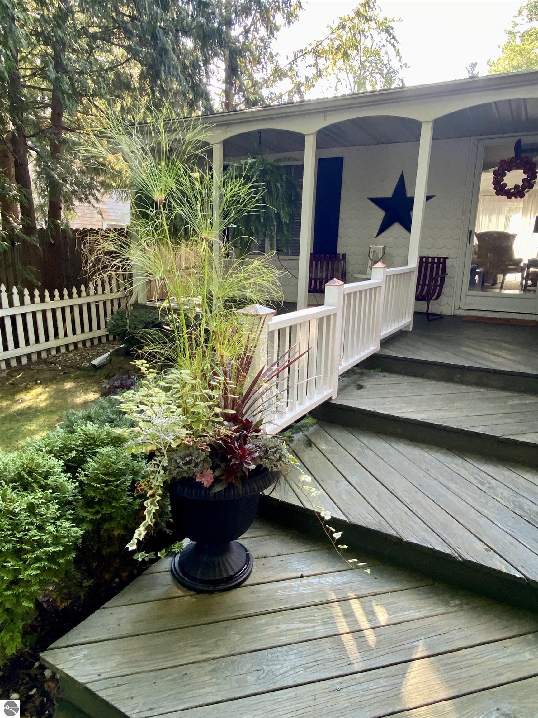 207 Birchwood Avenue