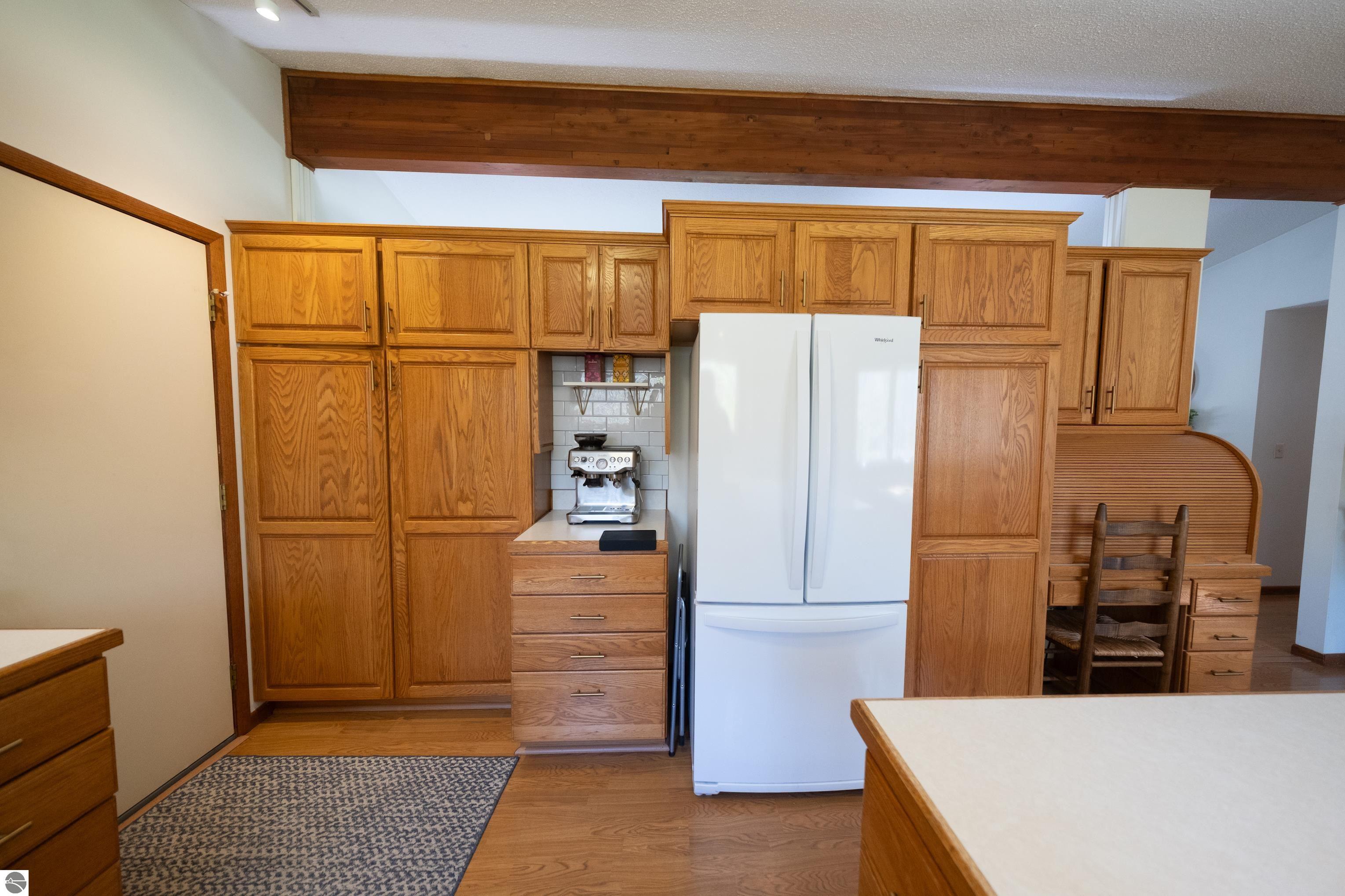 3189 Trumbull Road