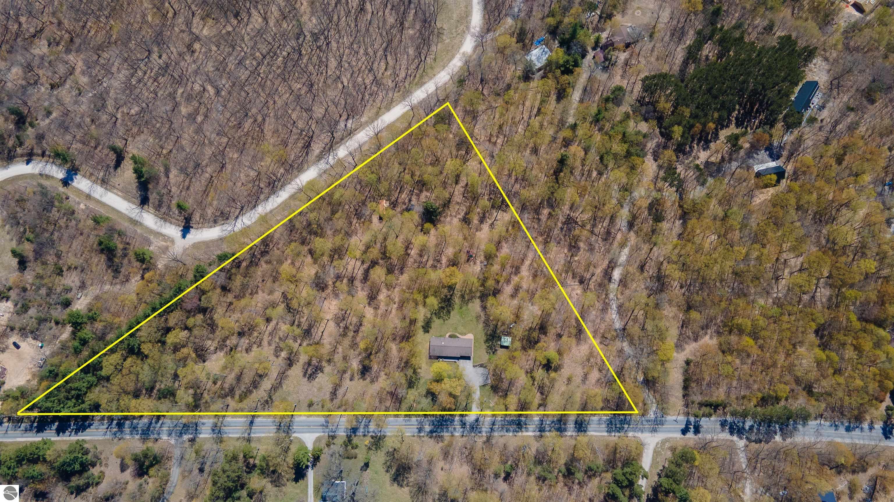 3189 Trumbull Road