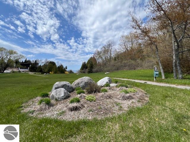 00 N Foxview Drive