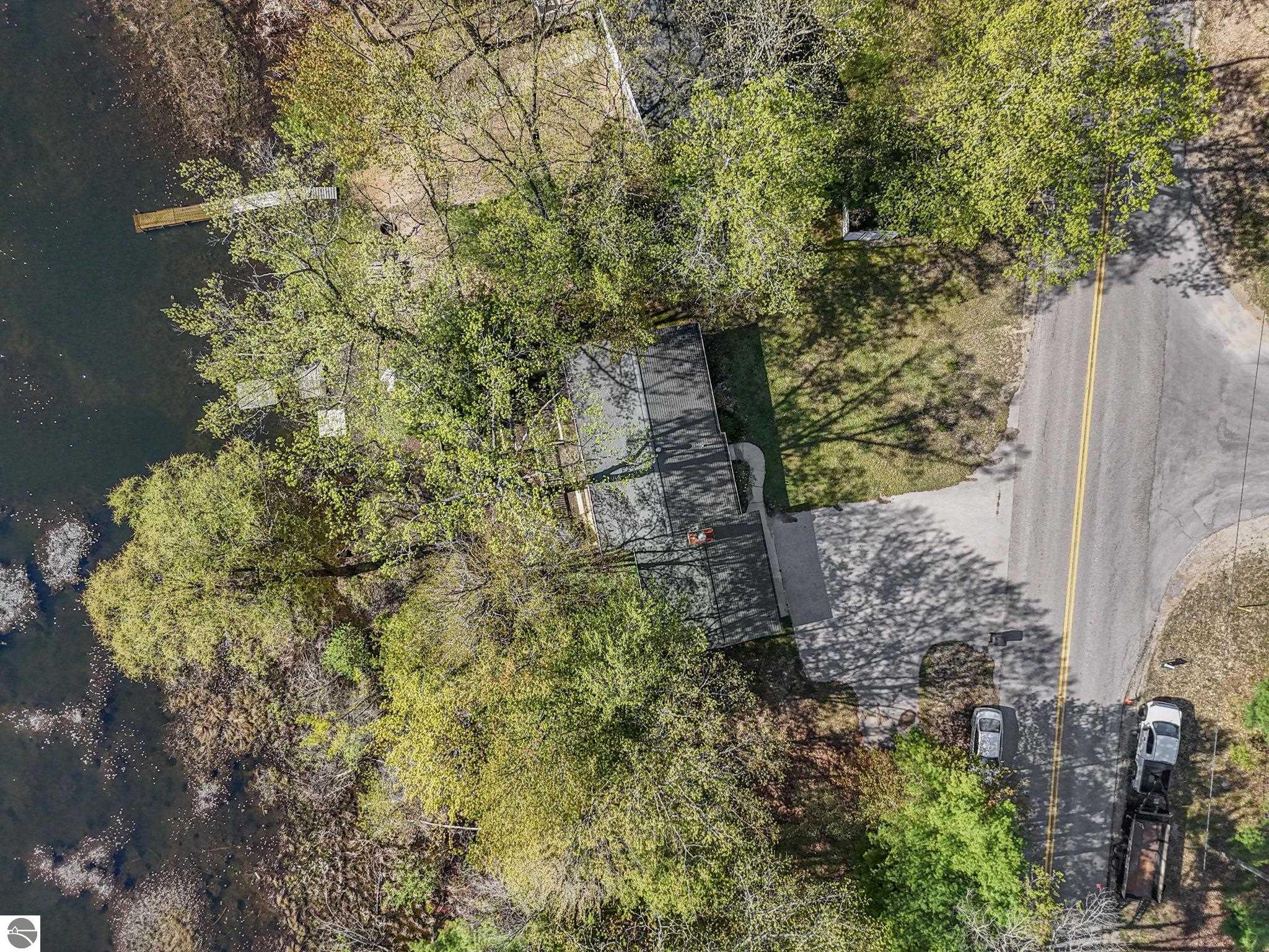 4064 N Spider Lake