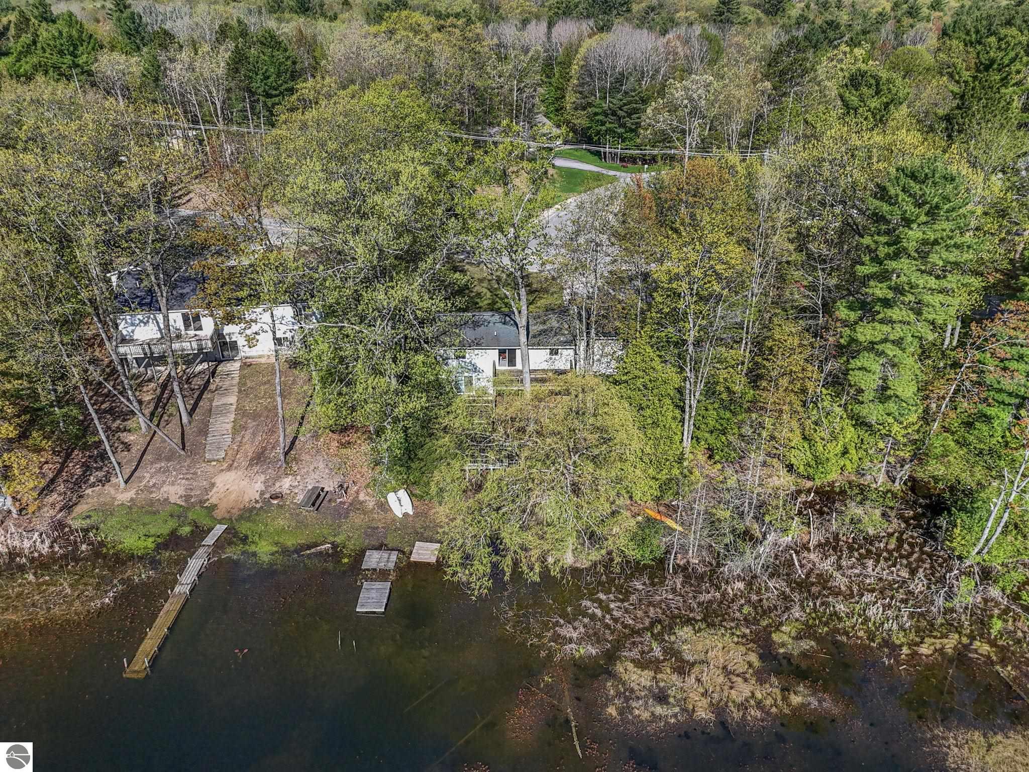 4064 N Spider Lake