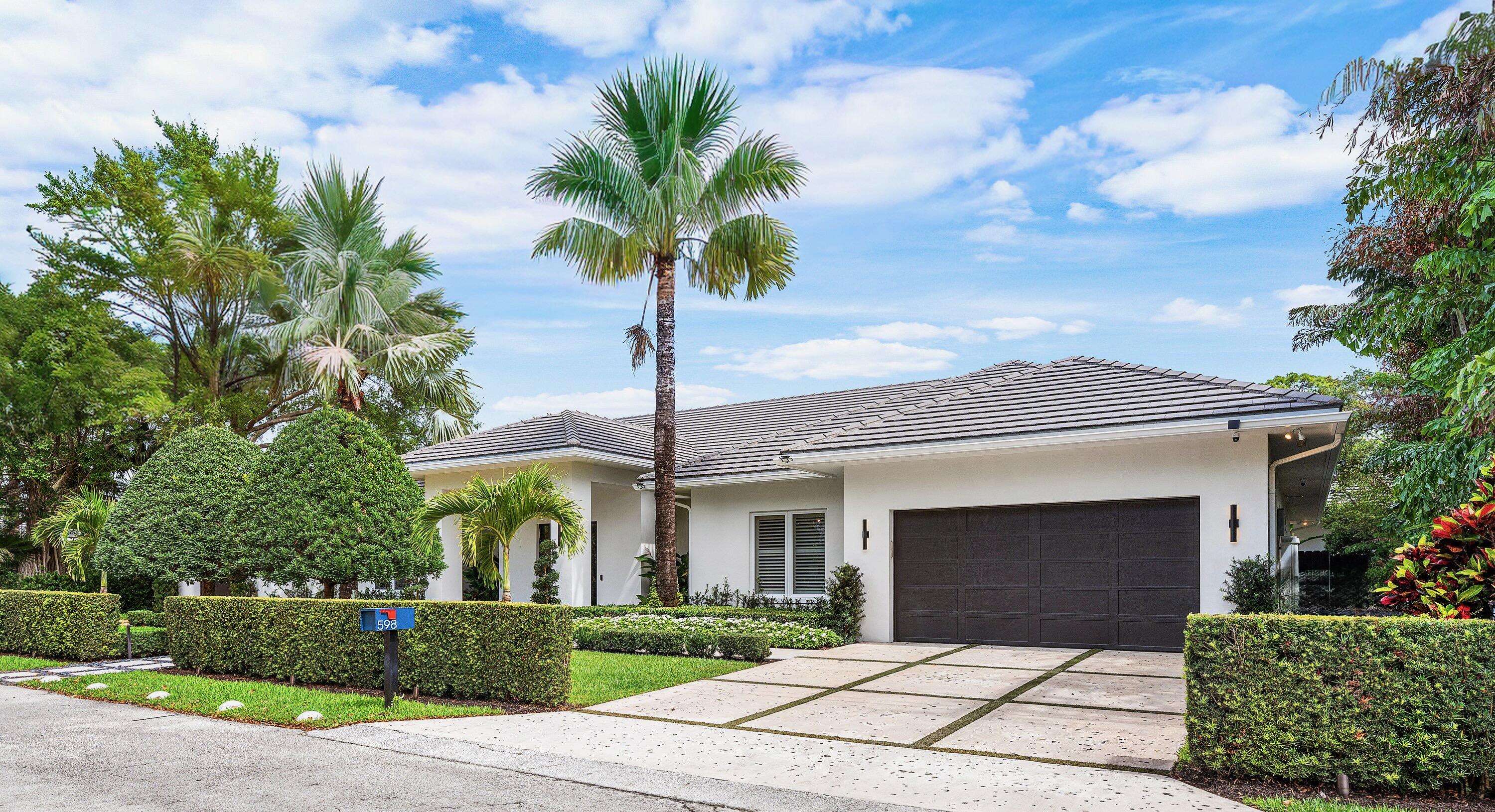 598 NW 9th Court