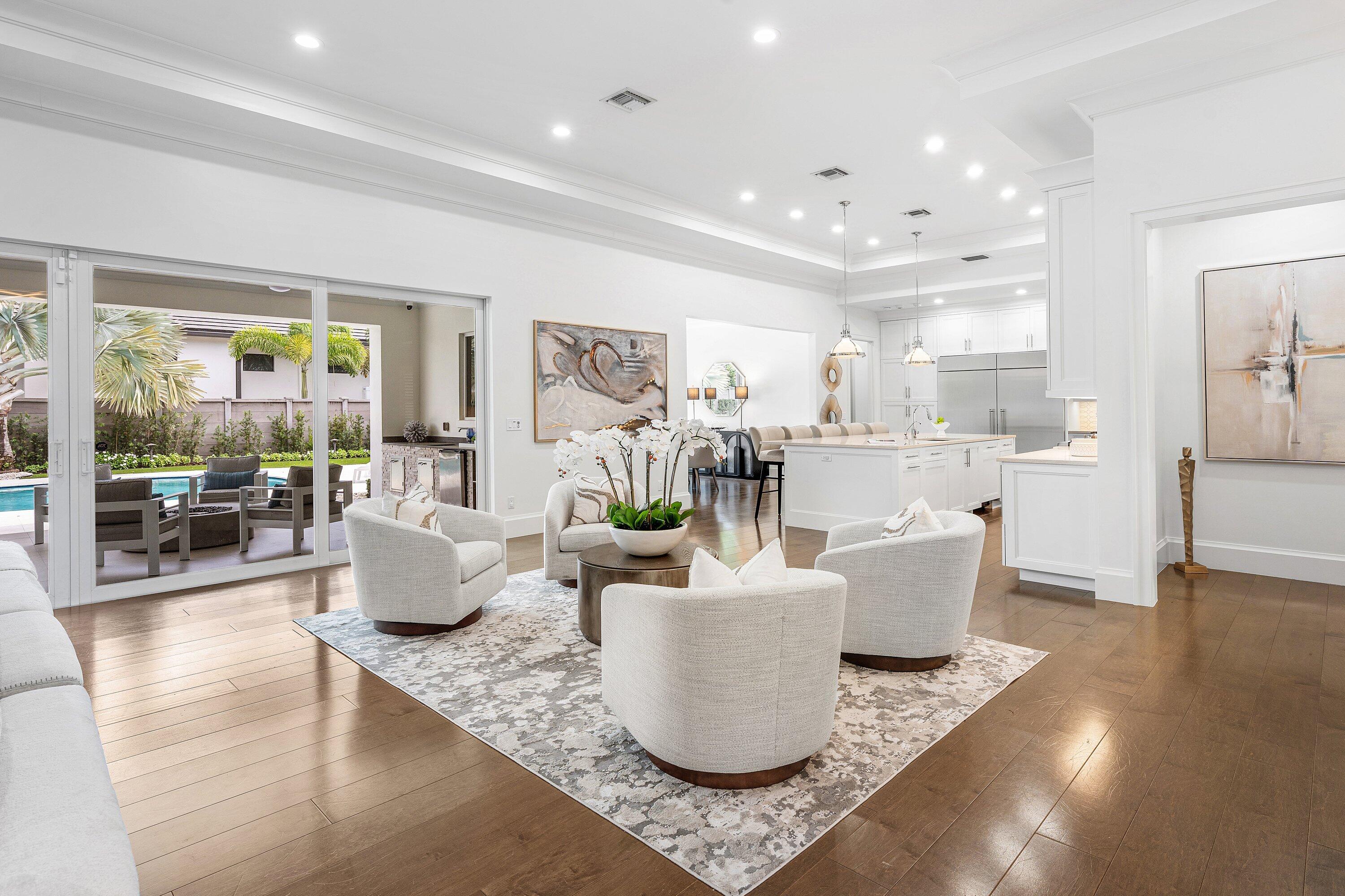 598 NW 9th Court