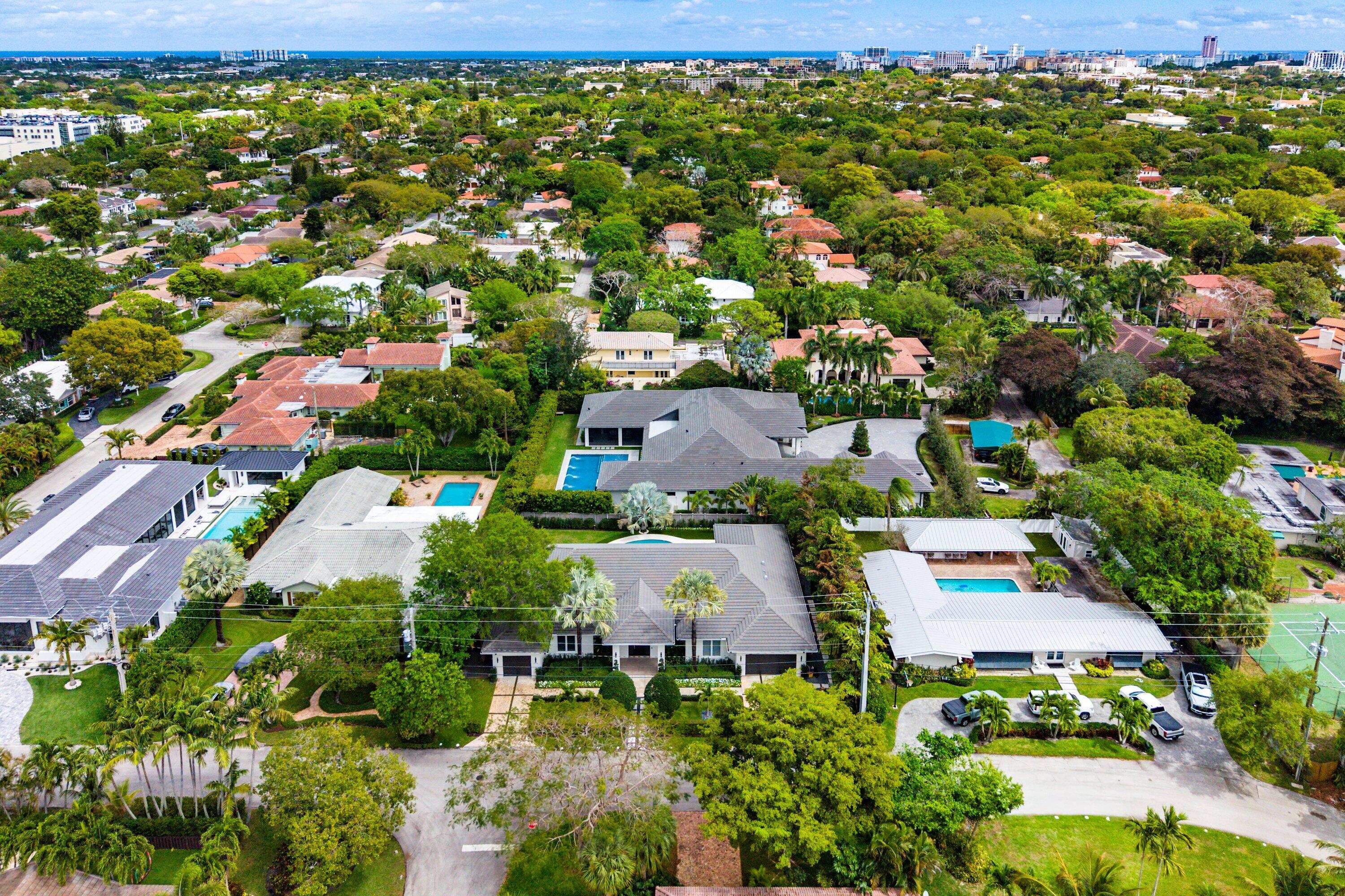 598 NW 9th Court