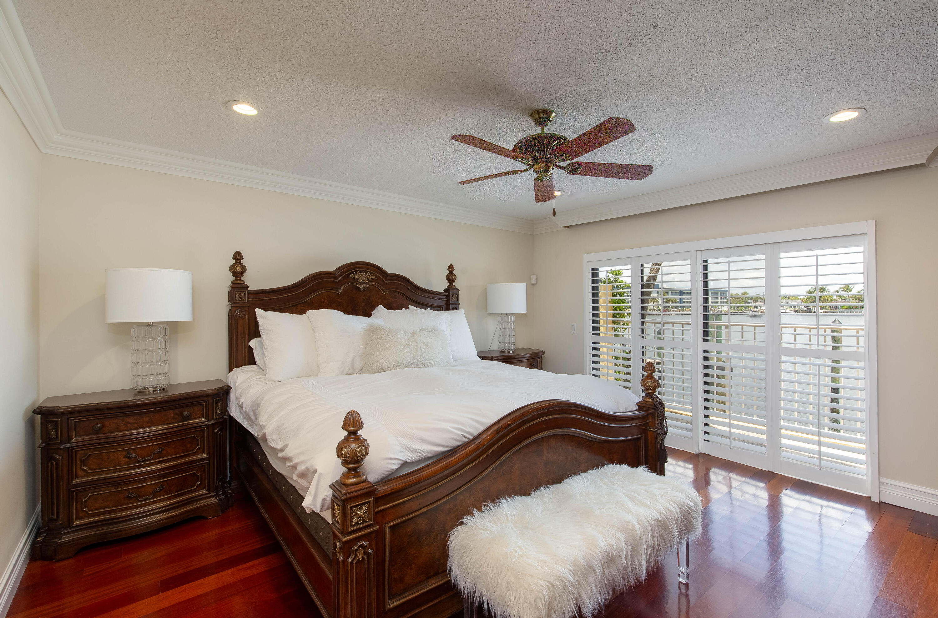 529 Pelican Way
