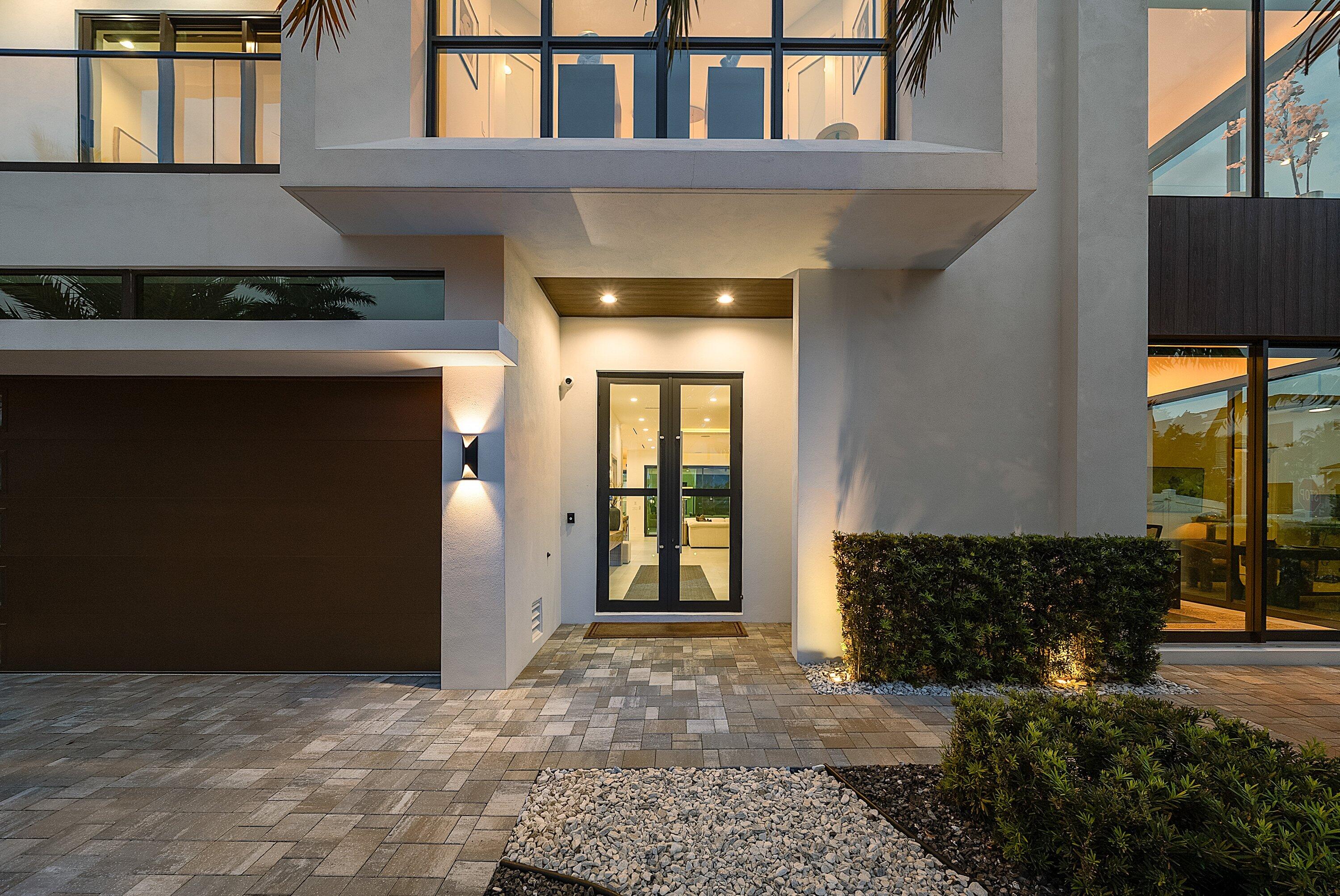 400 NE 4TH Street