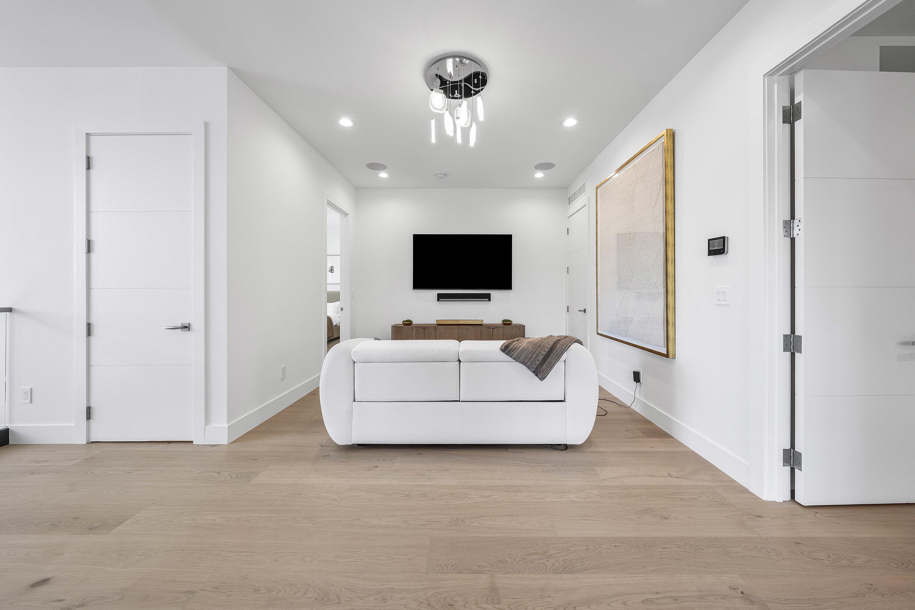 400 NE 4TH Street