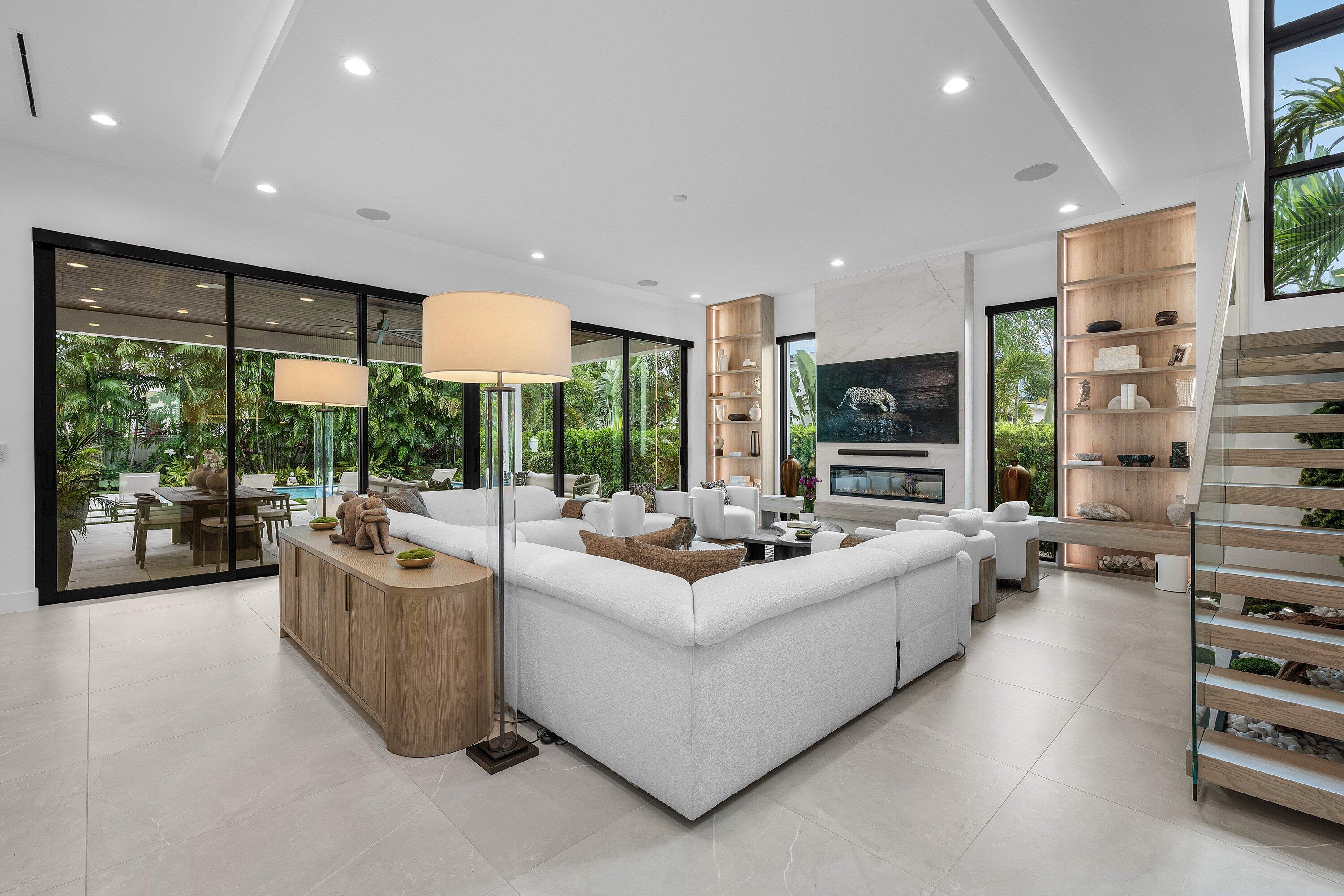400 NE 4TH Street