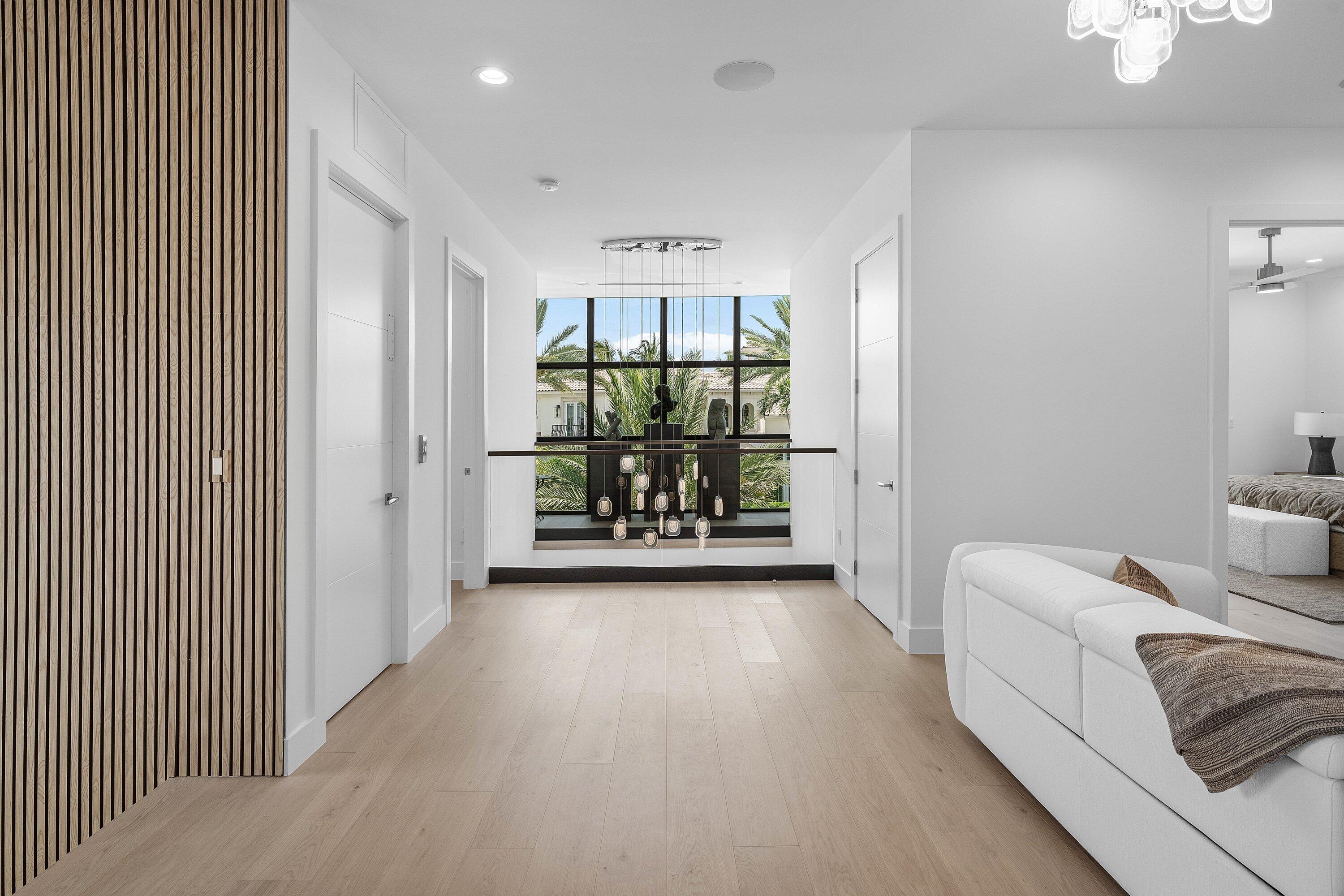 400 NE 4TH Street